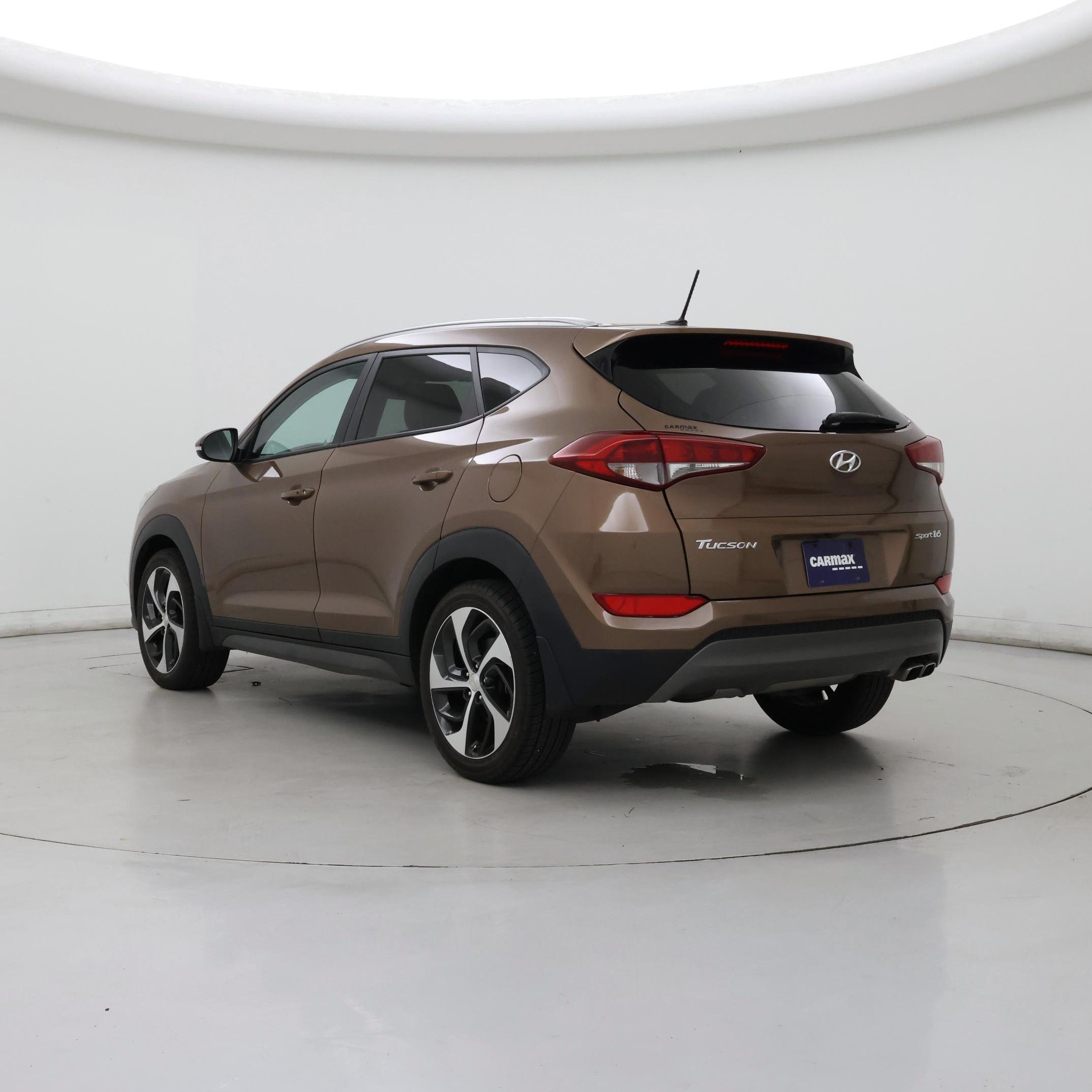 Thumbnail: 2016 Hyundai Tucson - 2
