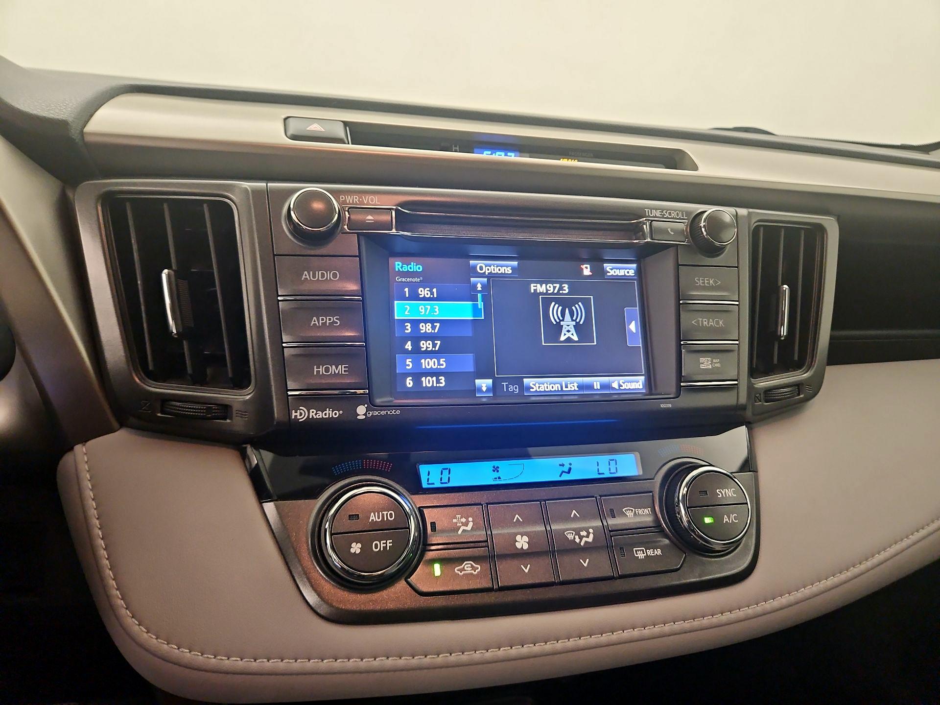 Thumbnail: 2015 Toyota RAV4 - 15