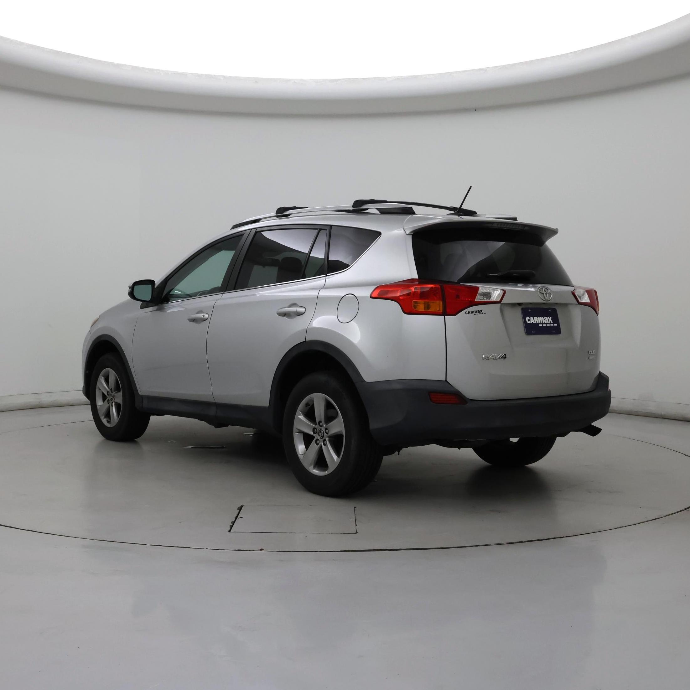 Thumbnail: 2015 Toyota RAV4 - 2