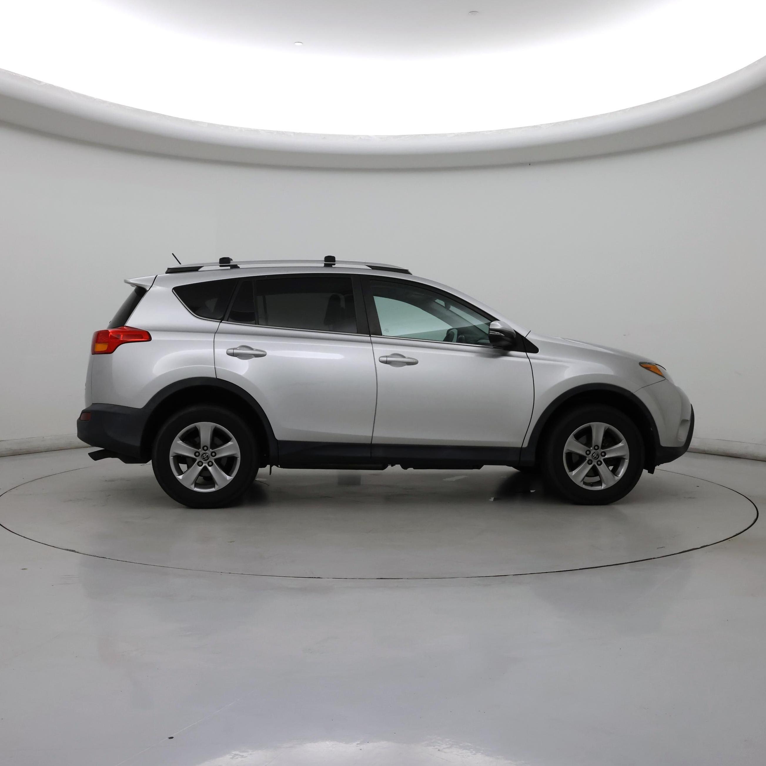 Thumbnail: 2015 Toyota RAV4 - 7