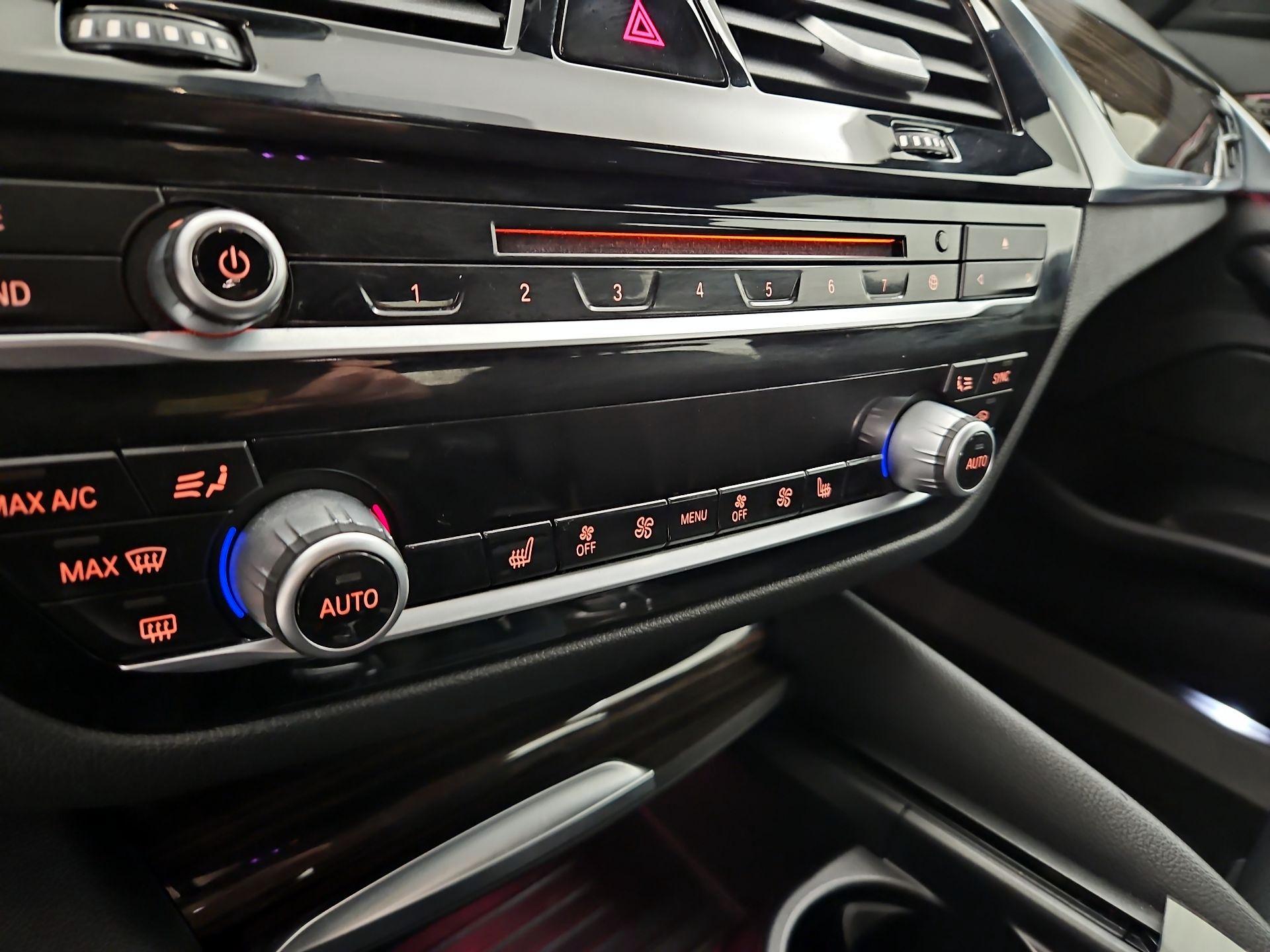 Thumbnail: 2018 BMW 5 Series - 17