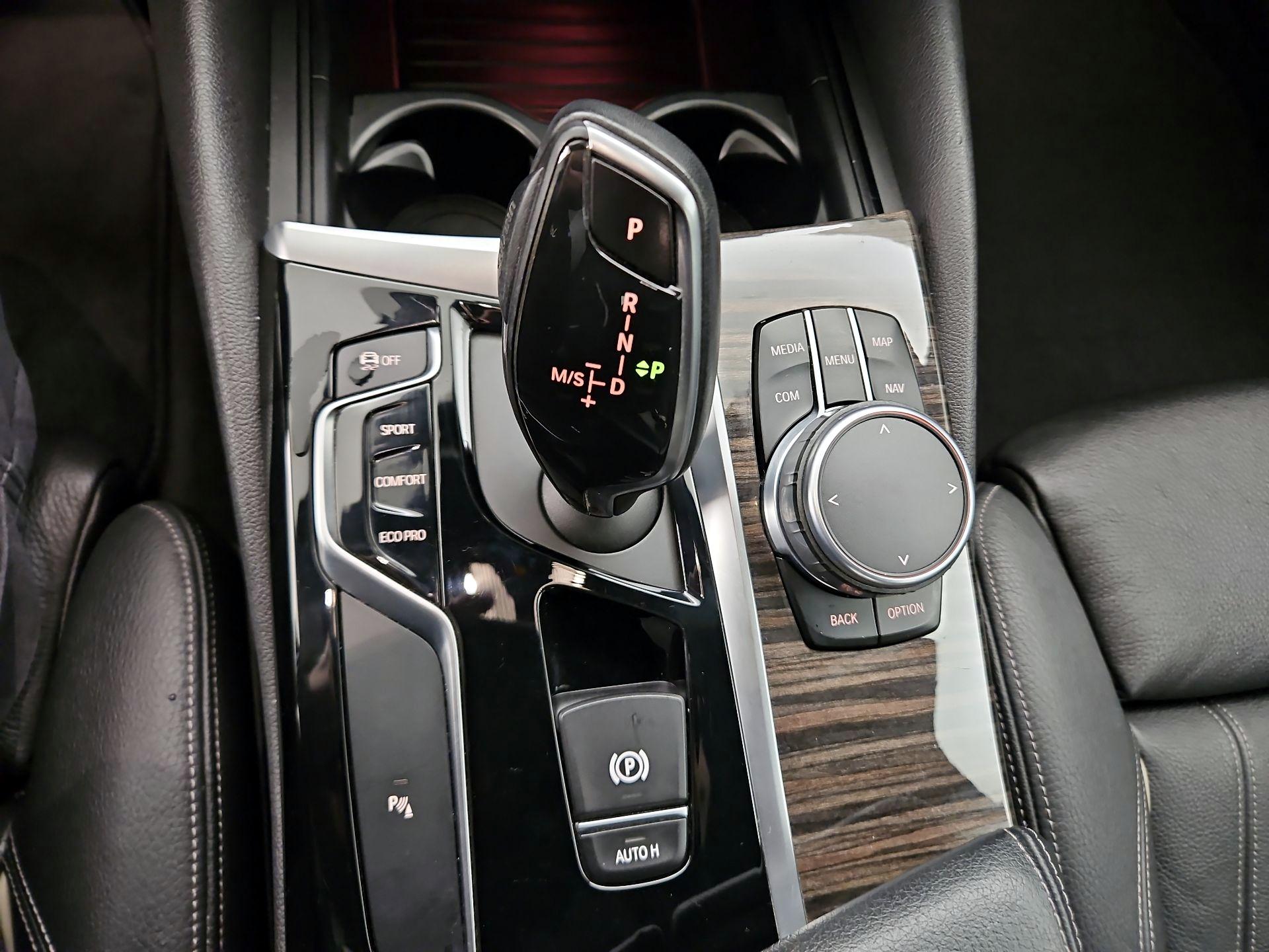 Thumbnail: 2018 BMW 5 Series - 18