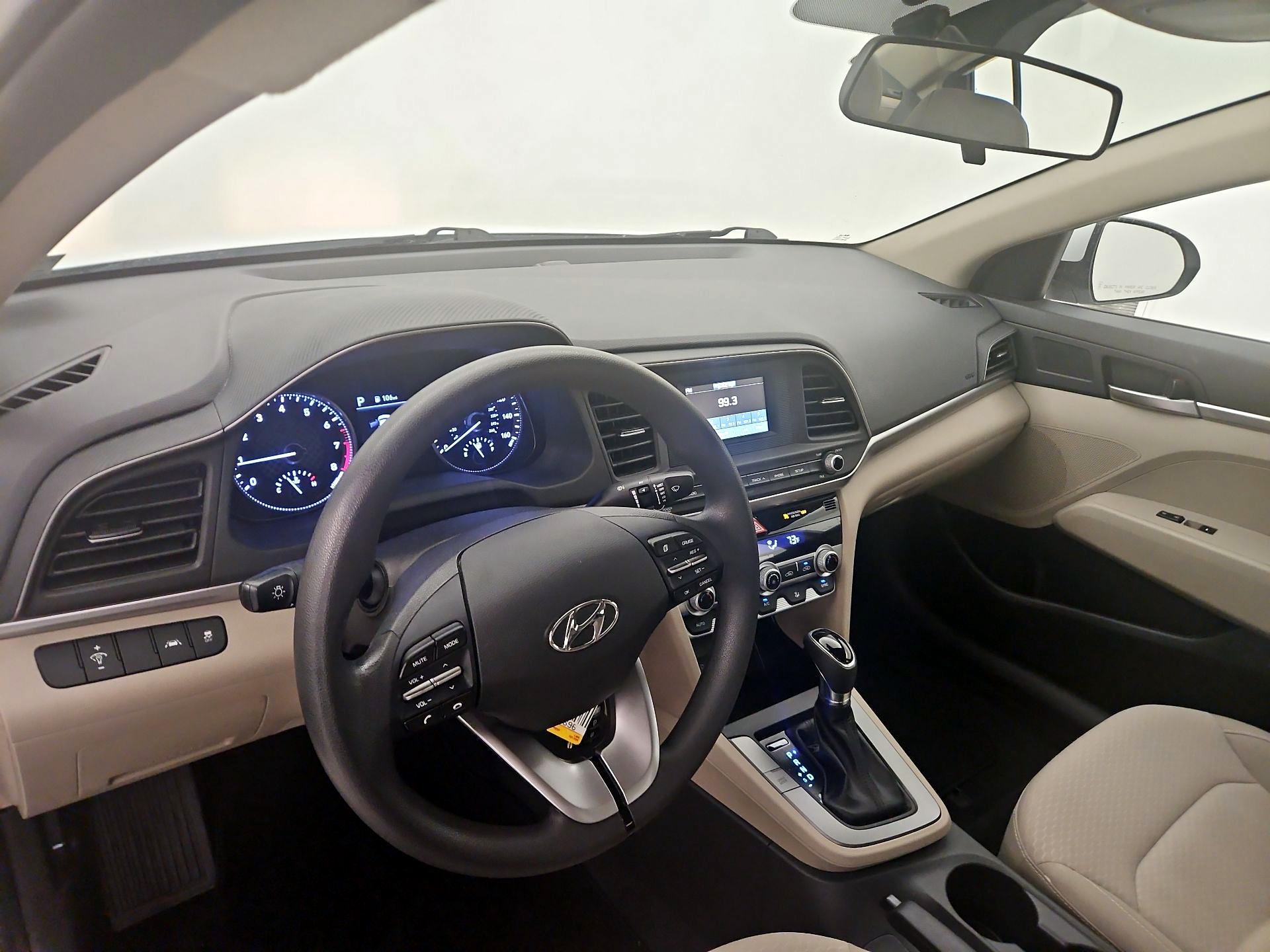 Thumbnail: 2020 Hyundai Elantra - 9