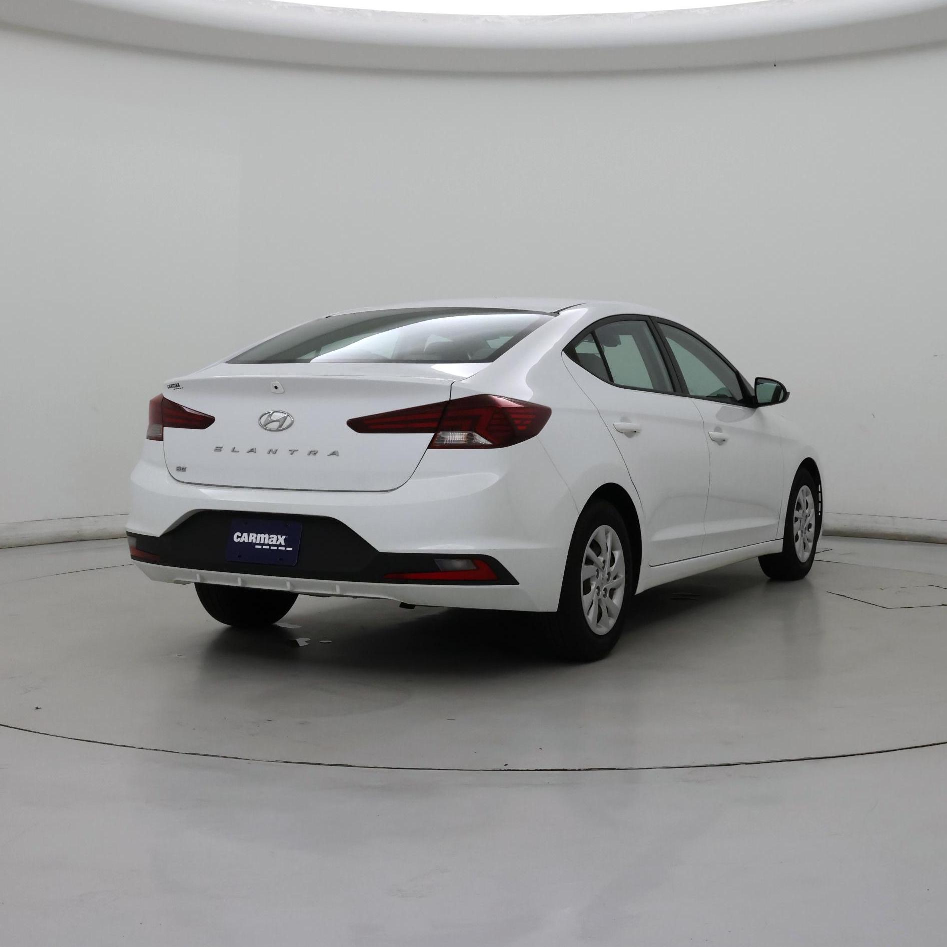 Thumbnail: 2020 Hyundai Elantra - 8