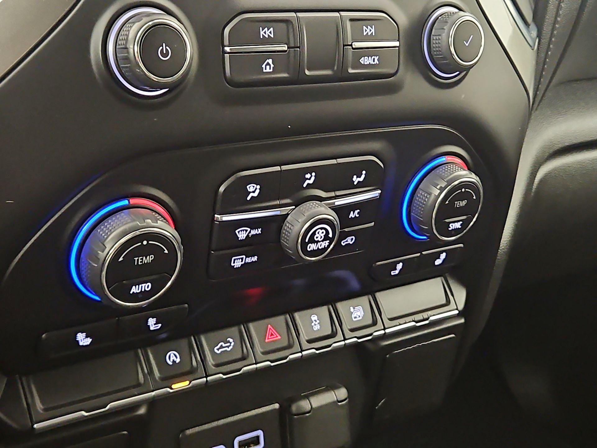 Thumbnail: 2022 Chevrolet Silverado 1500 - 16