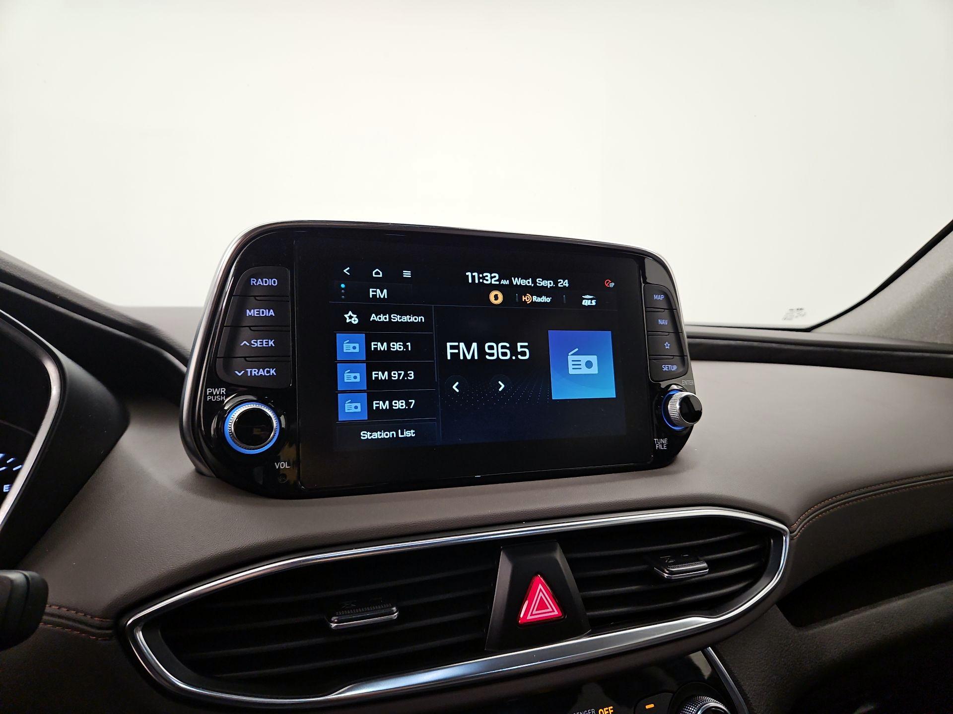 Thumbnail: 2020 Hyundai Santa Fe - 16