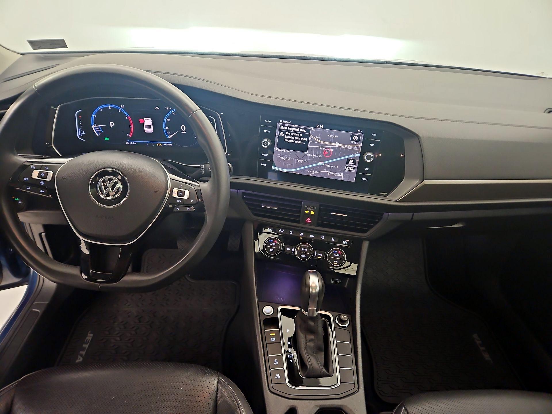 Thumbnail: 2019 Volkswagen Jetta - 9