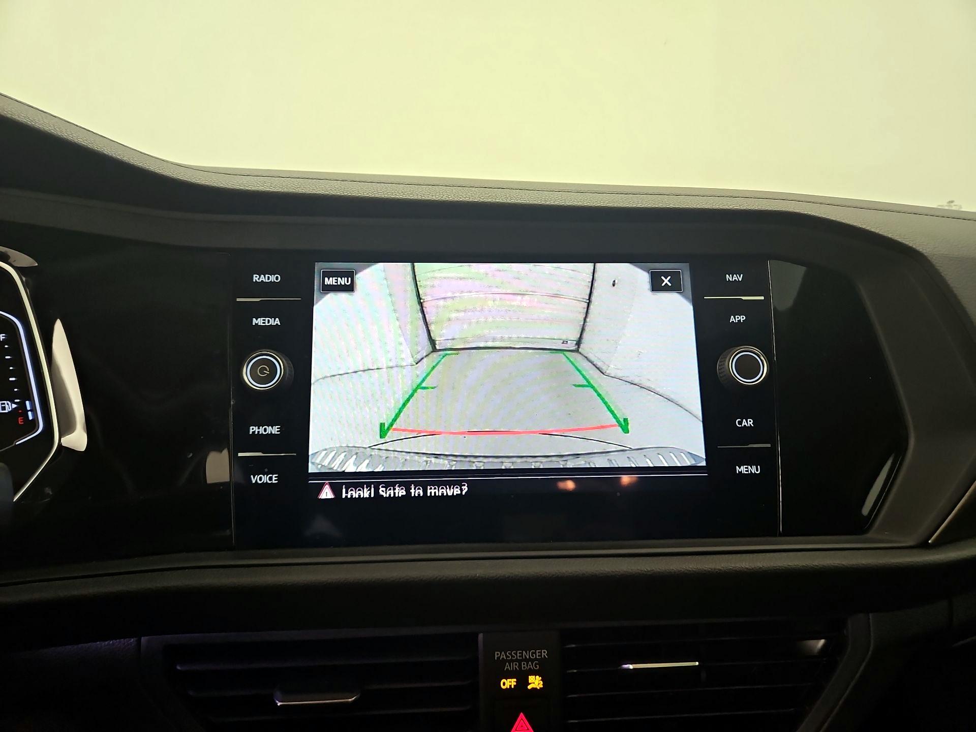 Thumbnail: 2019 Volkswagen Jetta - 15