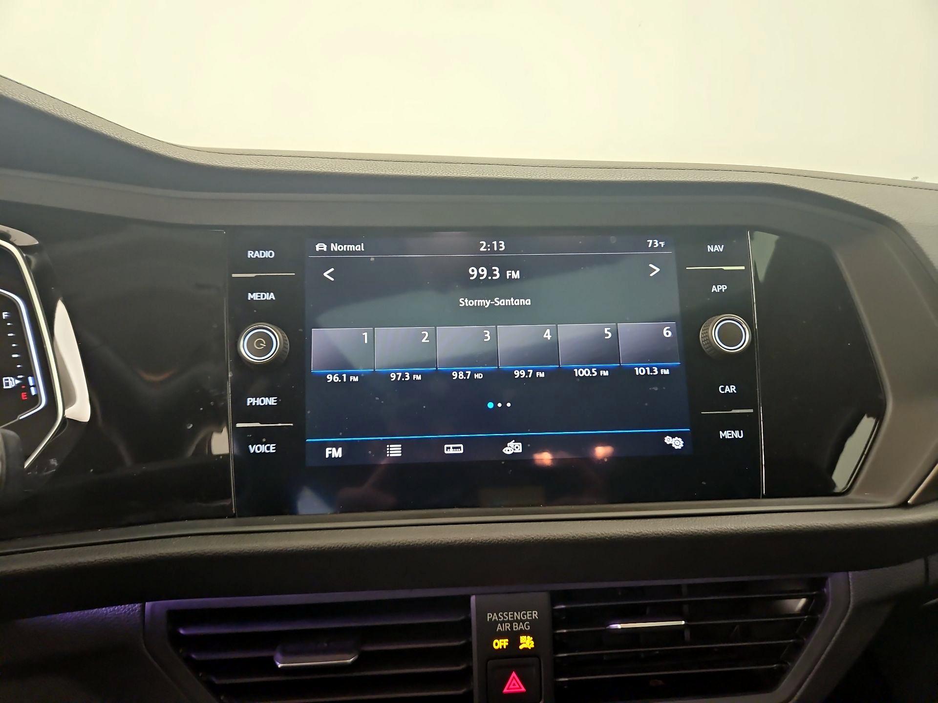 Thumbnail: 2019 Volkswagen Jetta - 16