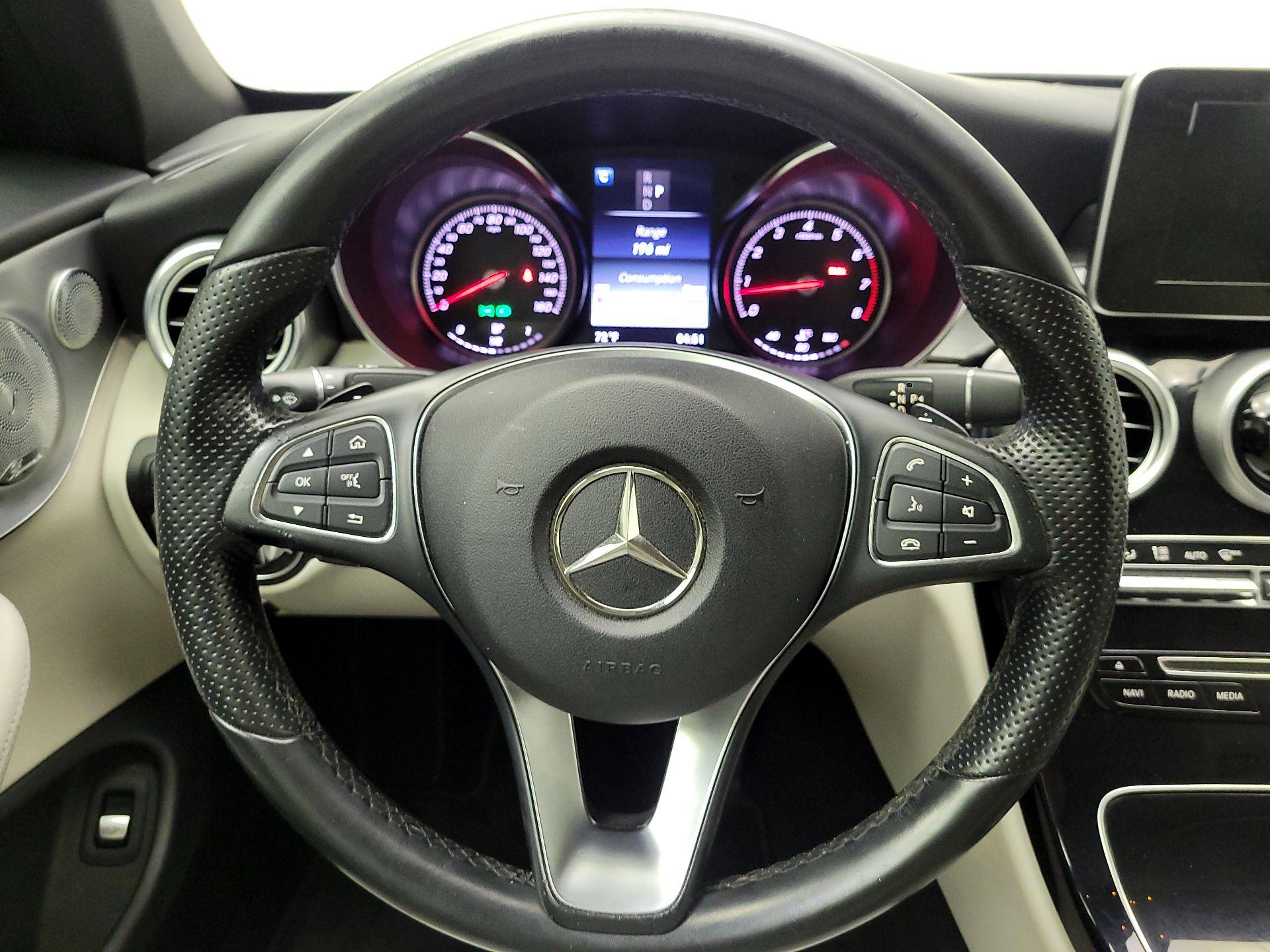 Thumbnail: 2017 Mercedes-Benz C-Class - 10