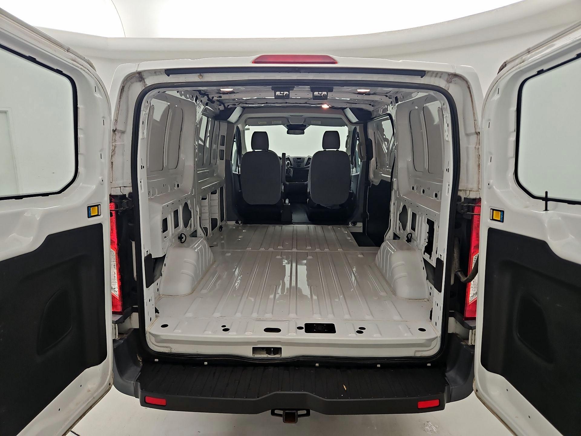 Thumbnail: 2016 Ford Transit Series - 20