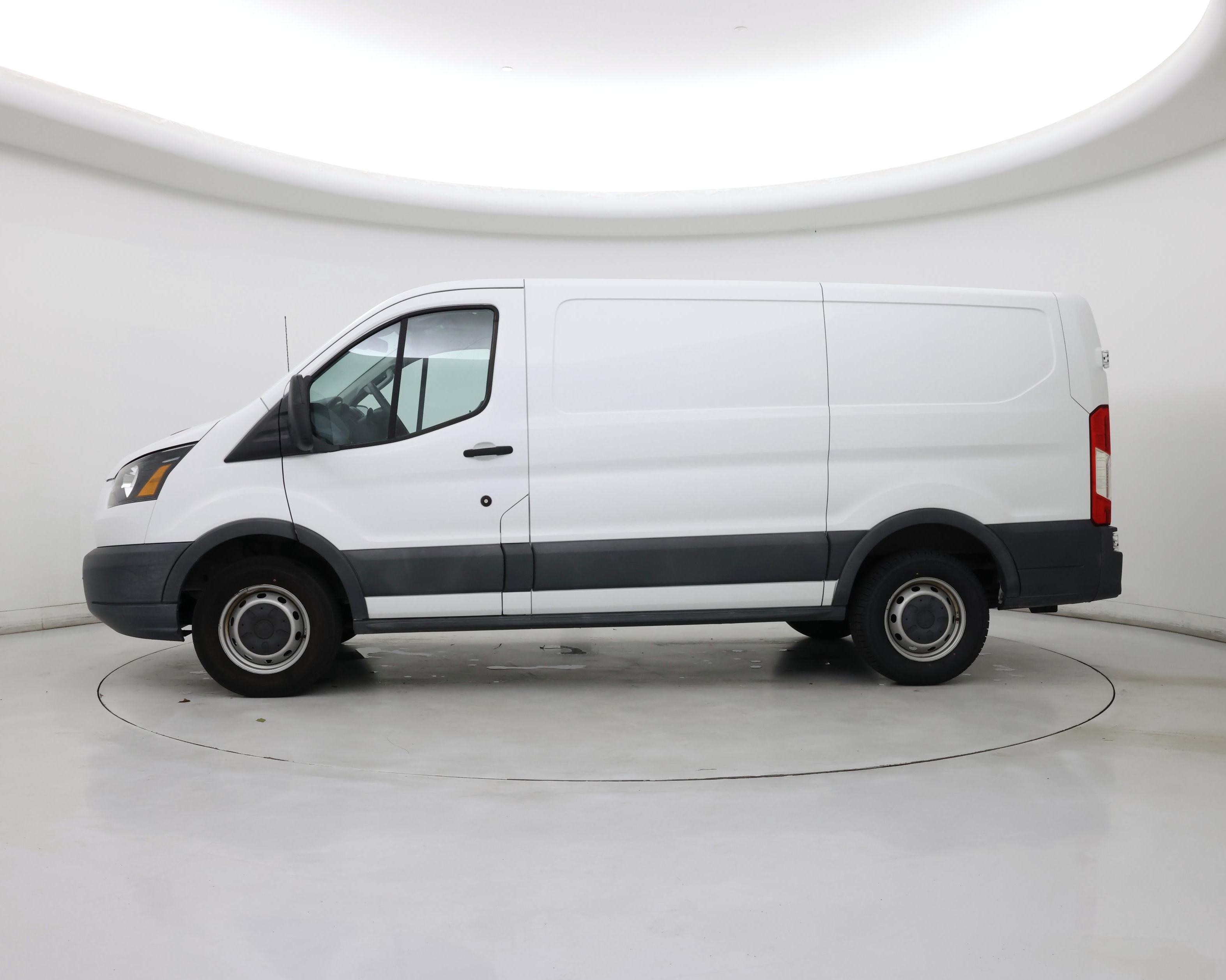 Thumbnail: 2016 Ford Transit Series - 3