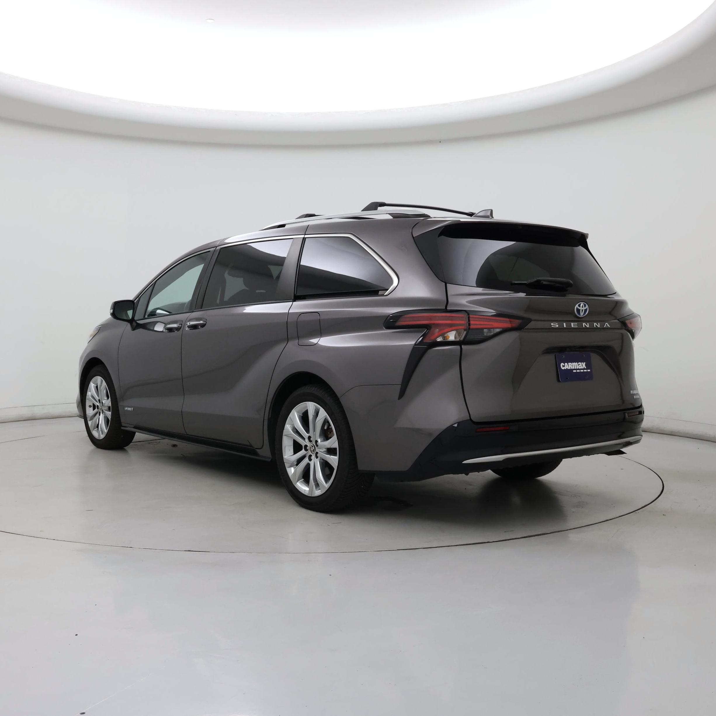 Thumbnail: 2021 Toyota Sienna - 2