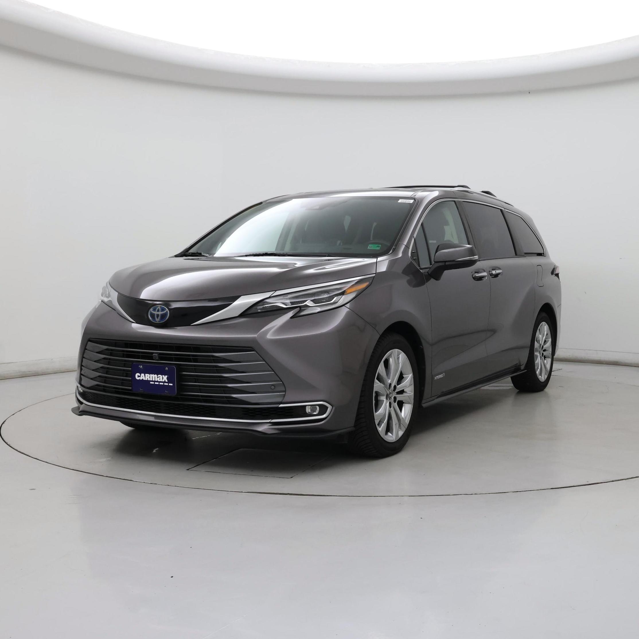 Thumbnail: 2021 Toyota Sienna - 4