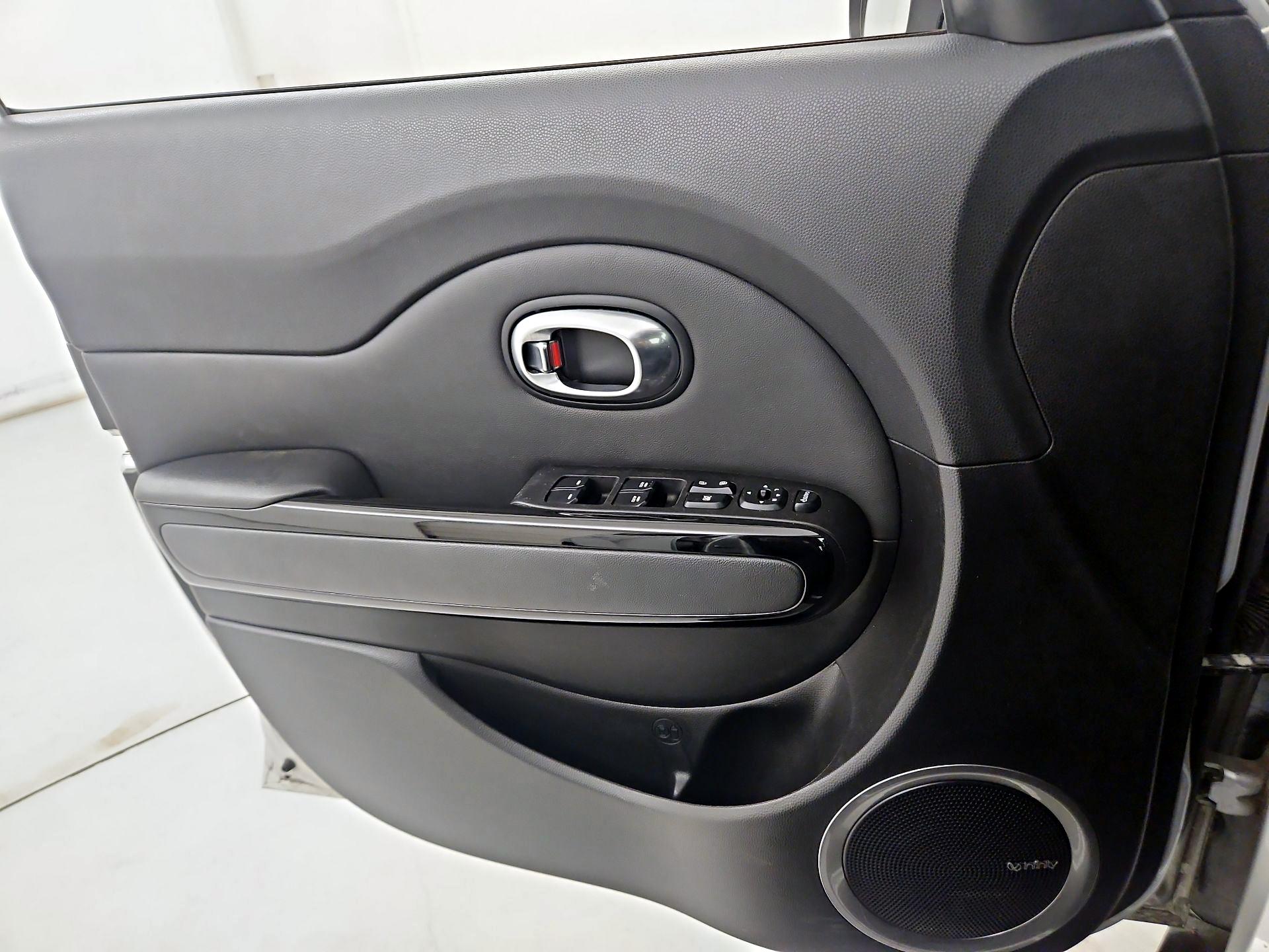 Thumbnail: 2014 Kia Soul - 12