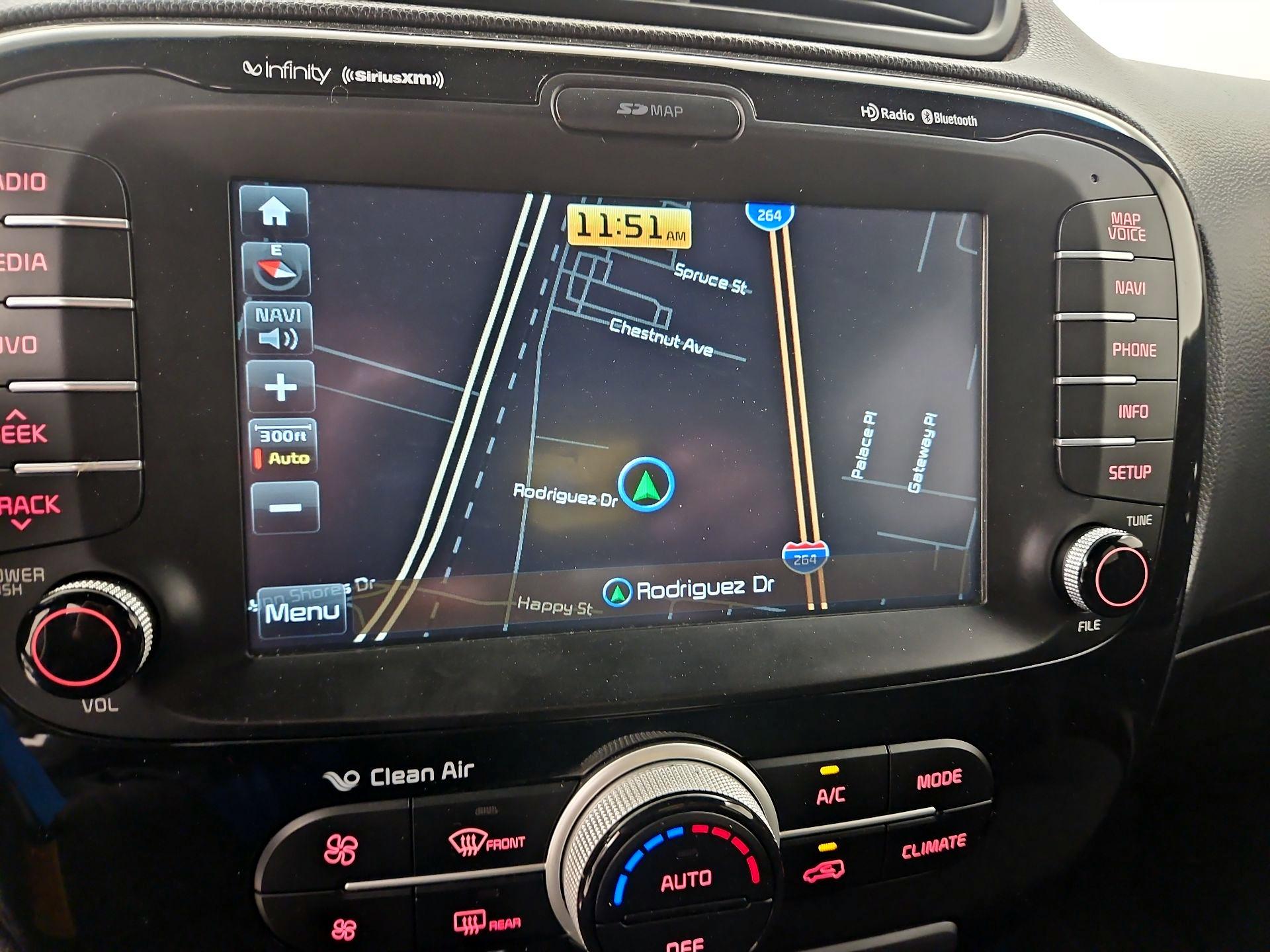 Thumbnail: 2014 Kia Soul - 14