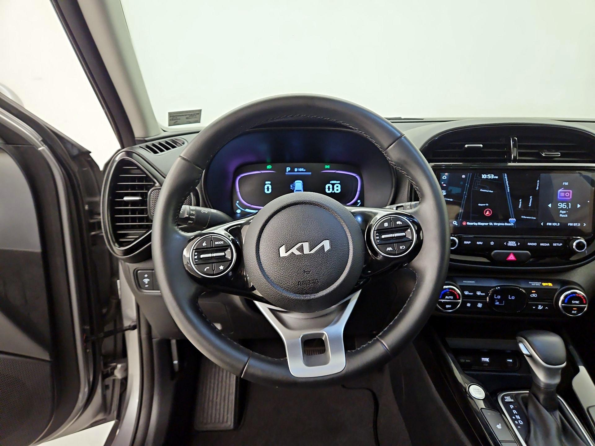 Thumbnail: 2023 Kia Soul - 10