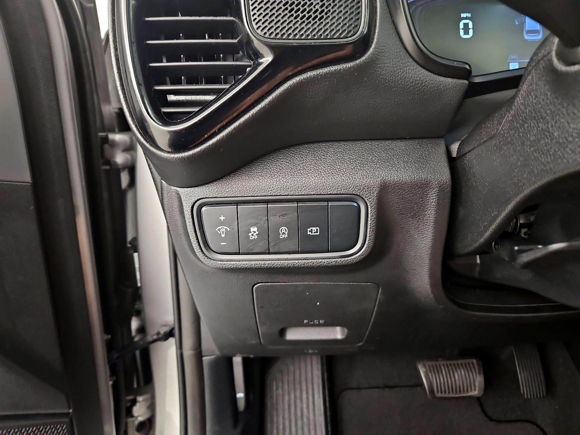 Thumbnail: 2023 Kia Soul - 13