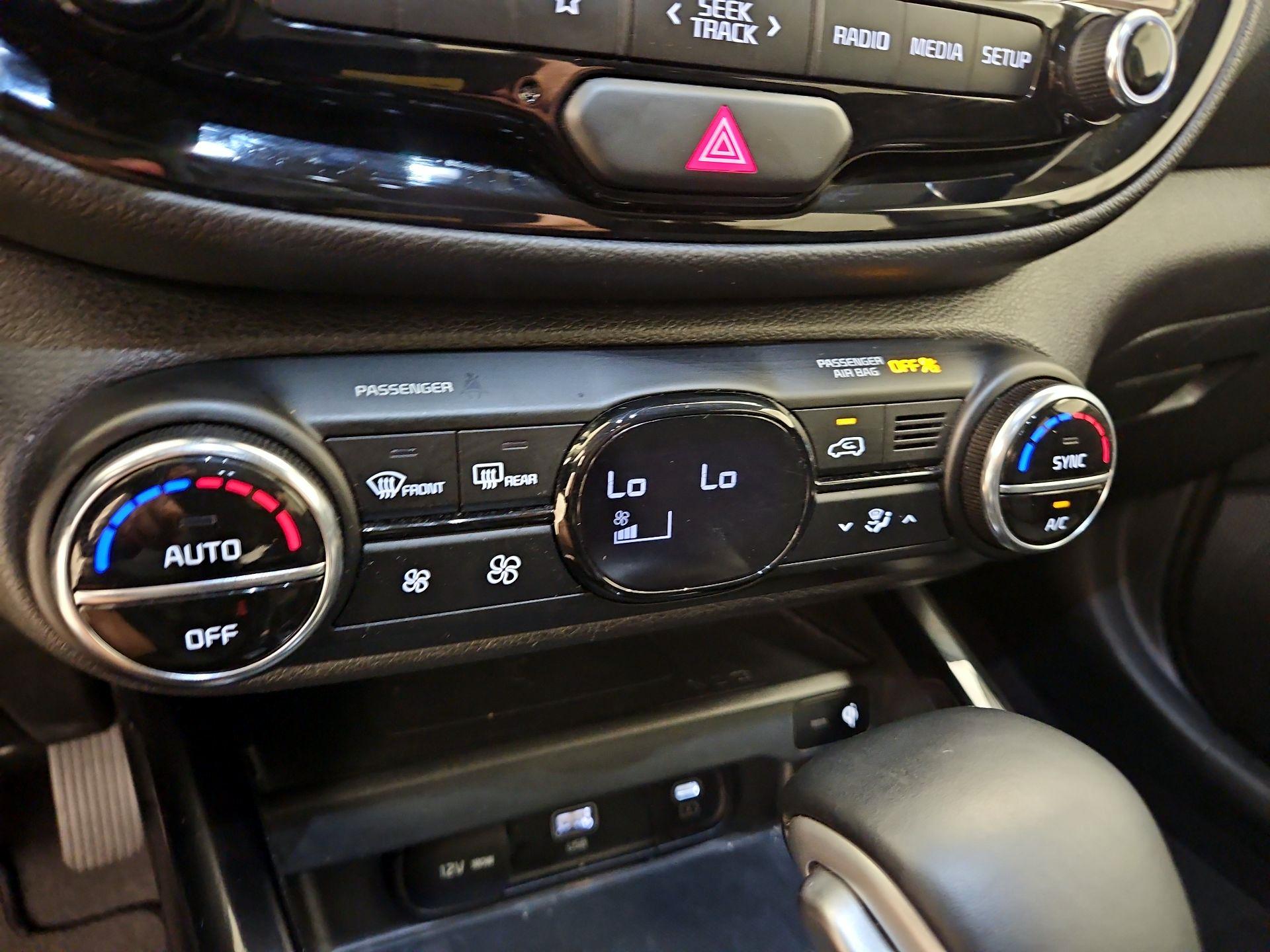 Thumbnail: 2023 Kia Soul - 17
