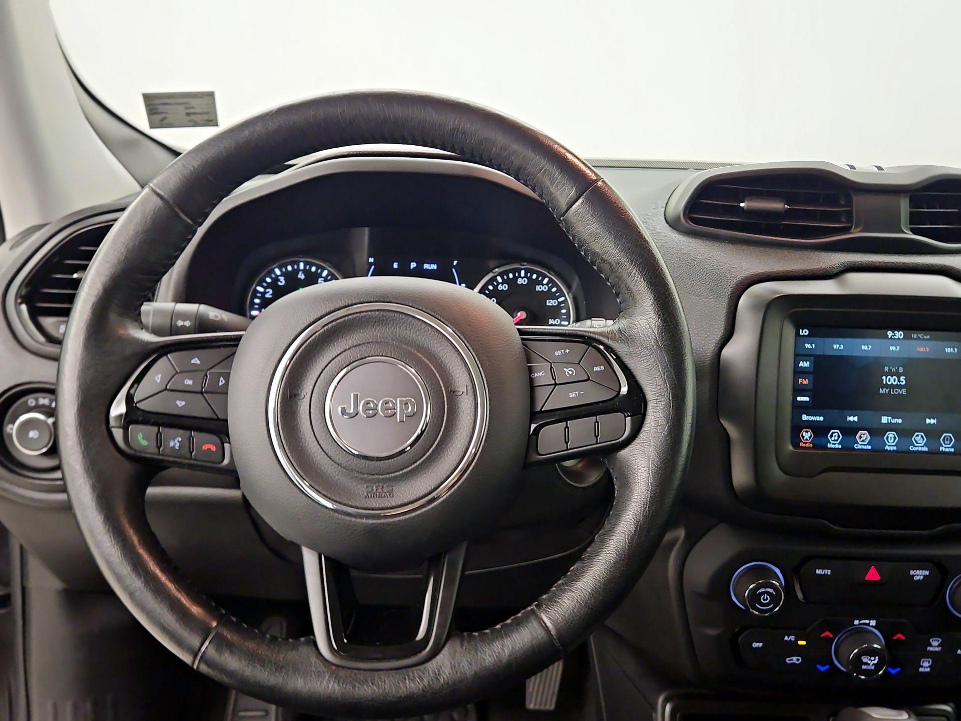 Thumbnail: 2020 Jeep Renegade - 10