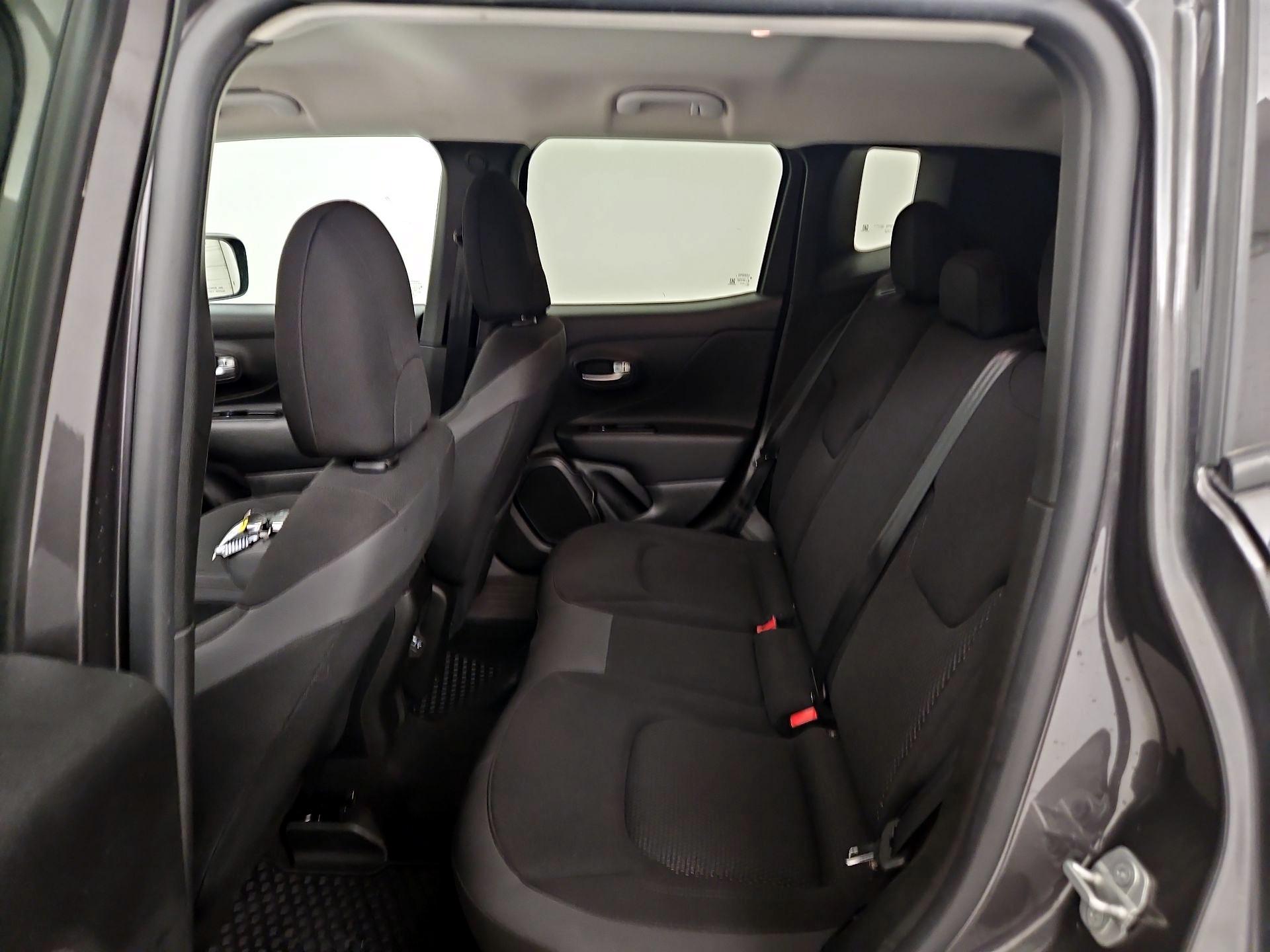 Thumbnail: 2020 Jeep Renegade - 19