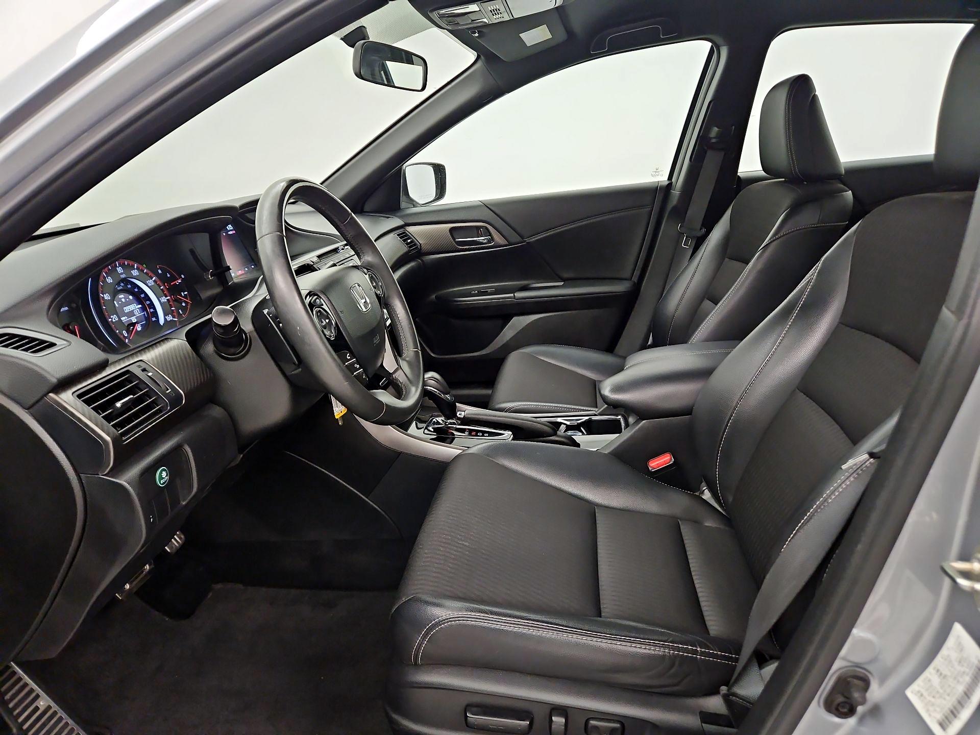 Thumbnail: 2017 Honda Accord - 11