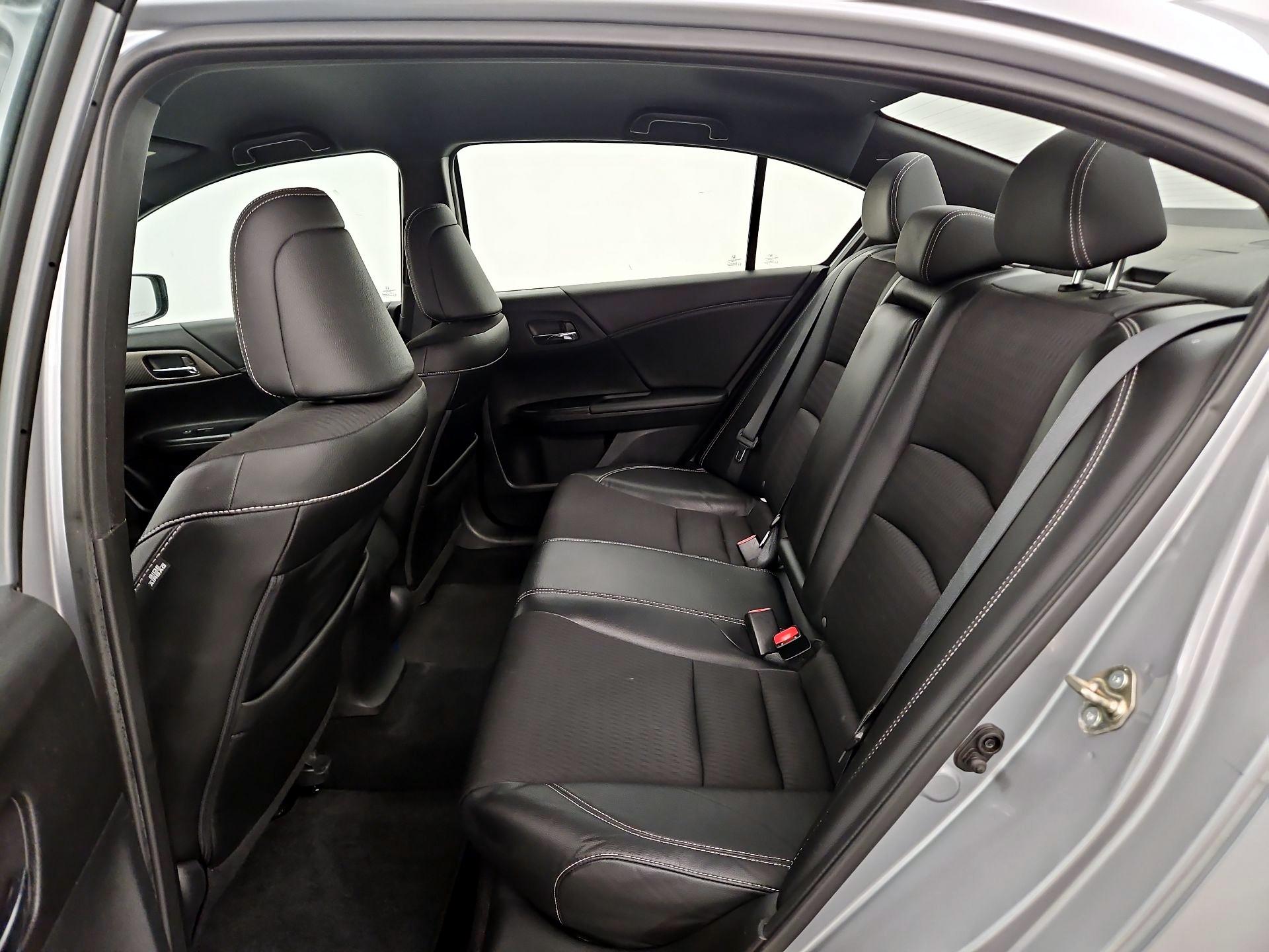 Thumbnail: 2017 Honda Accord - 19