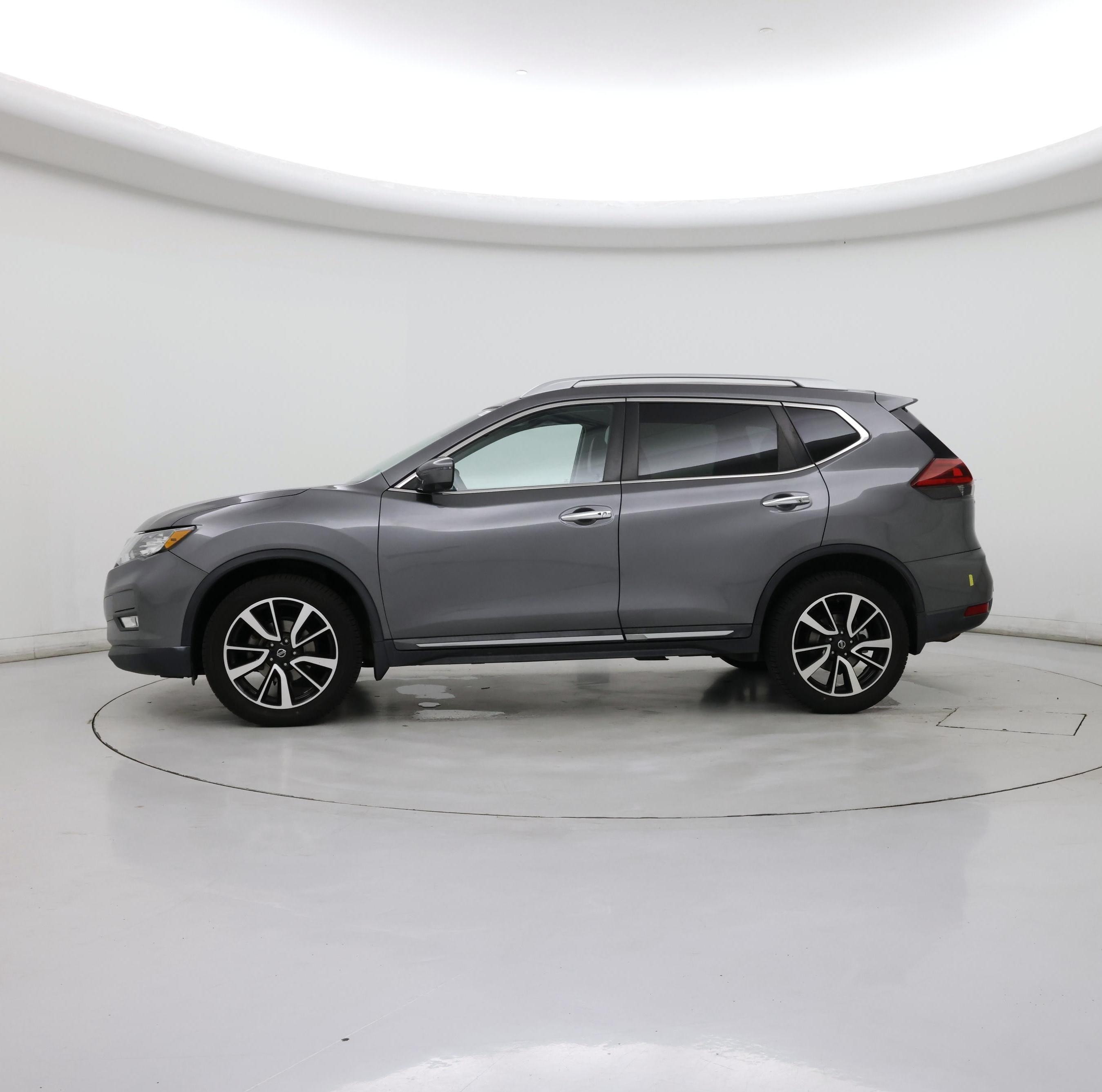 Thumbnail: 2019 Nissan Rogue - 3