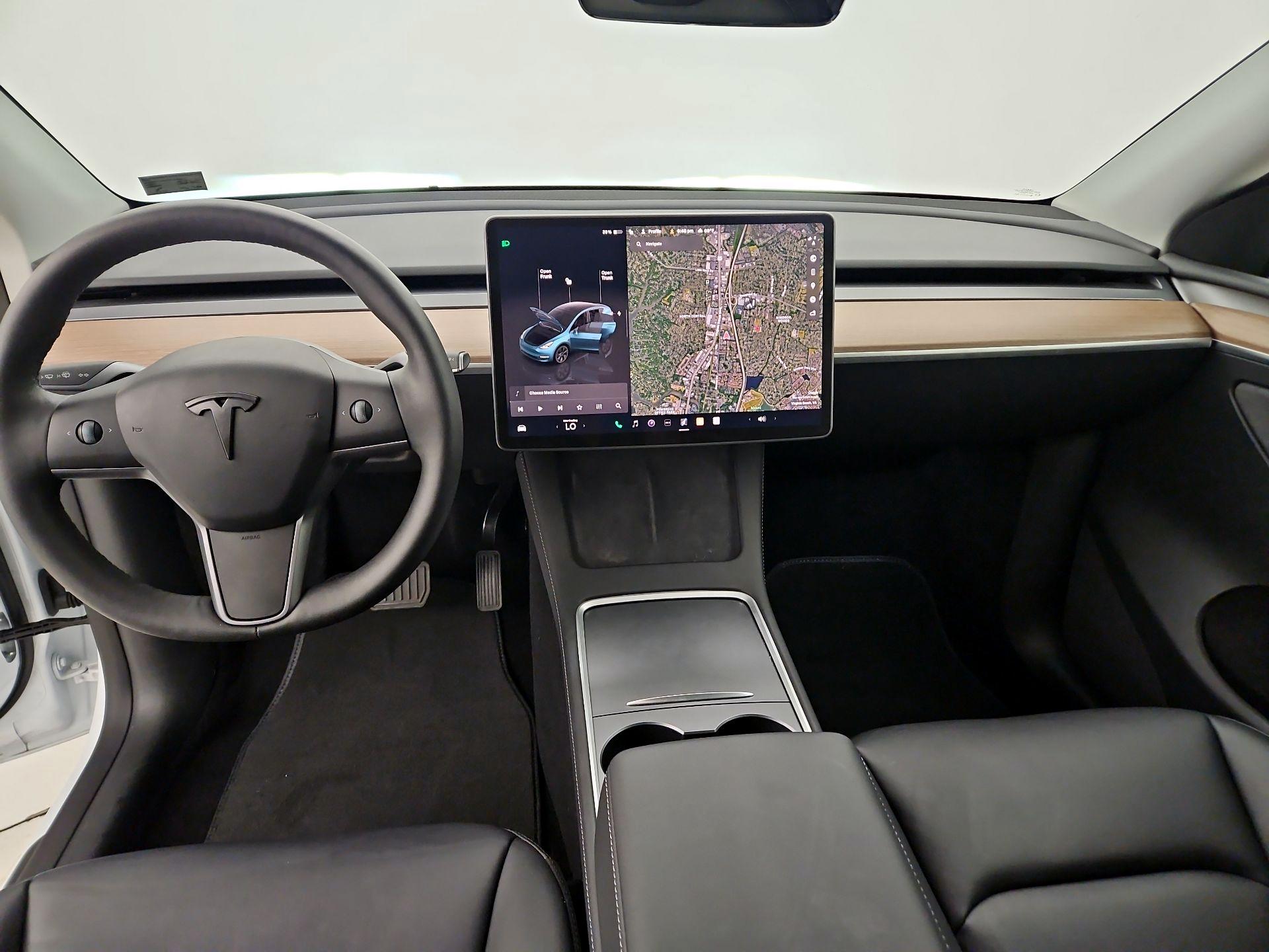 Thumbnail: 2024 Tesla Model Y - 9