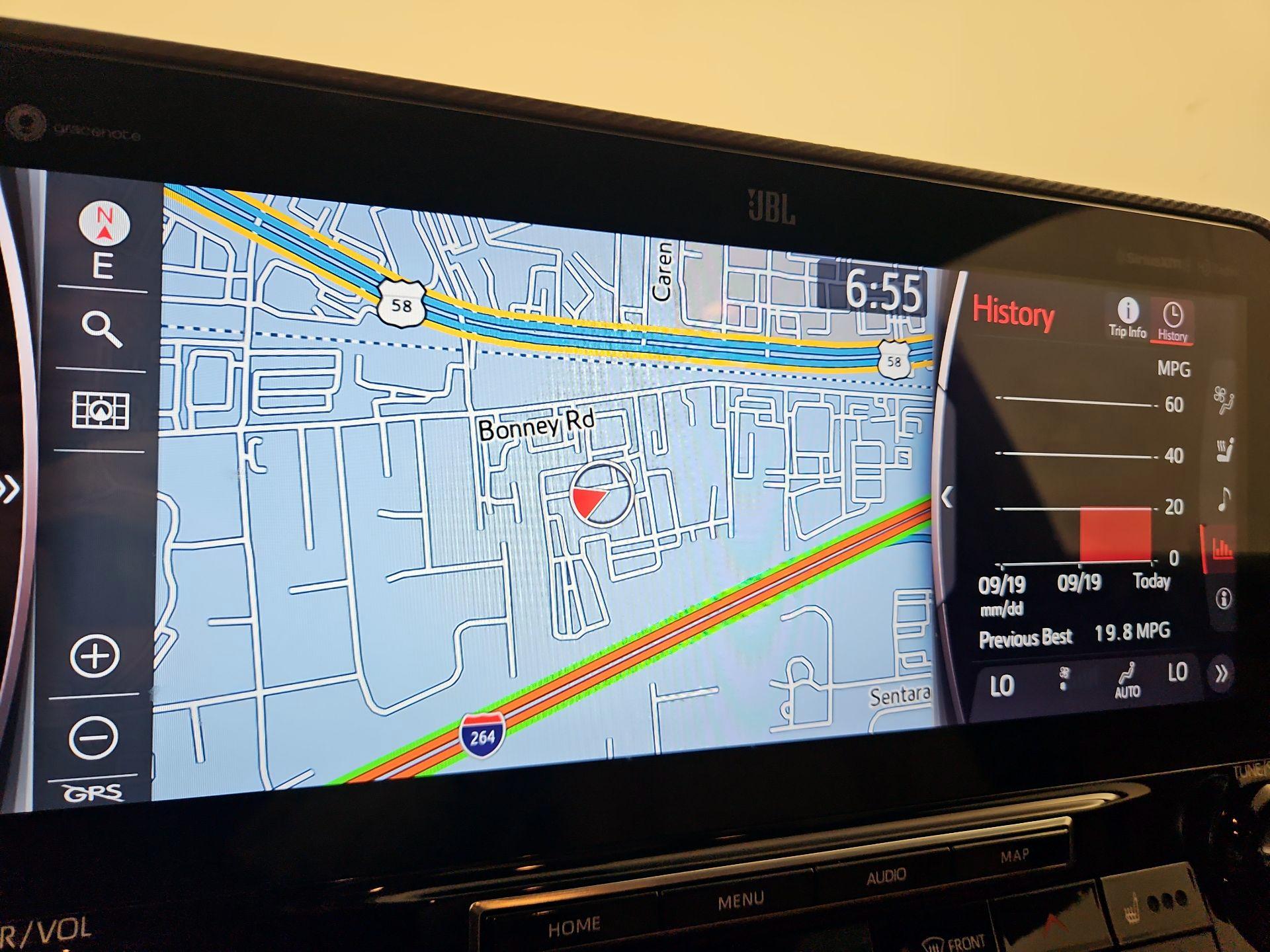 Thumbnail: 2021 Toyota Highlander - 14