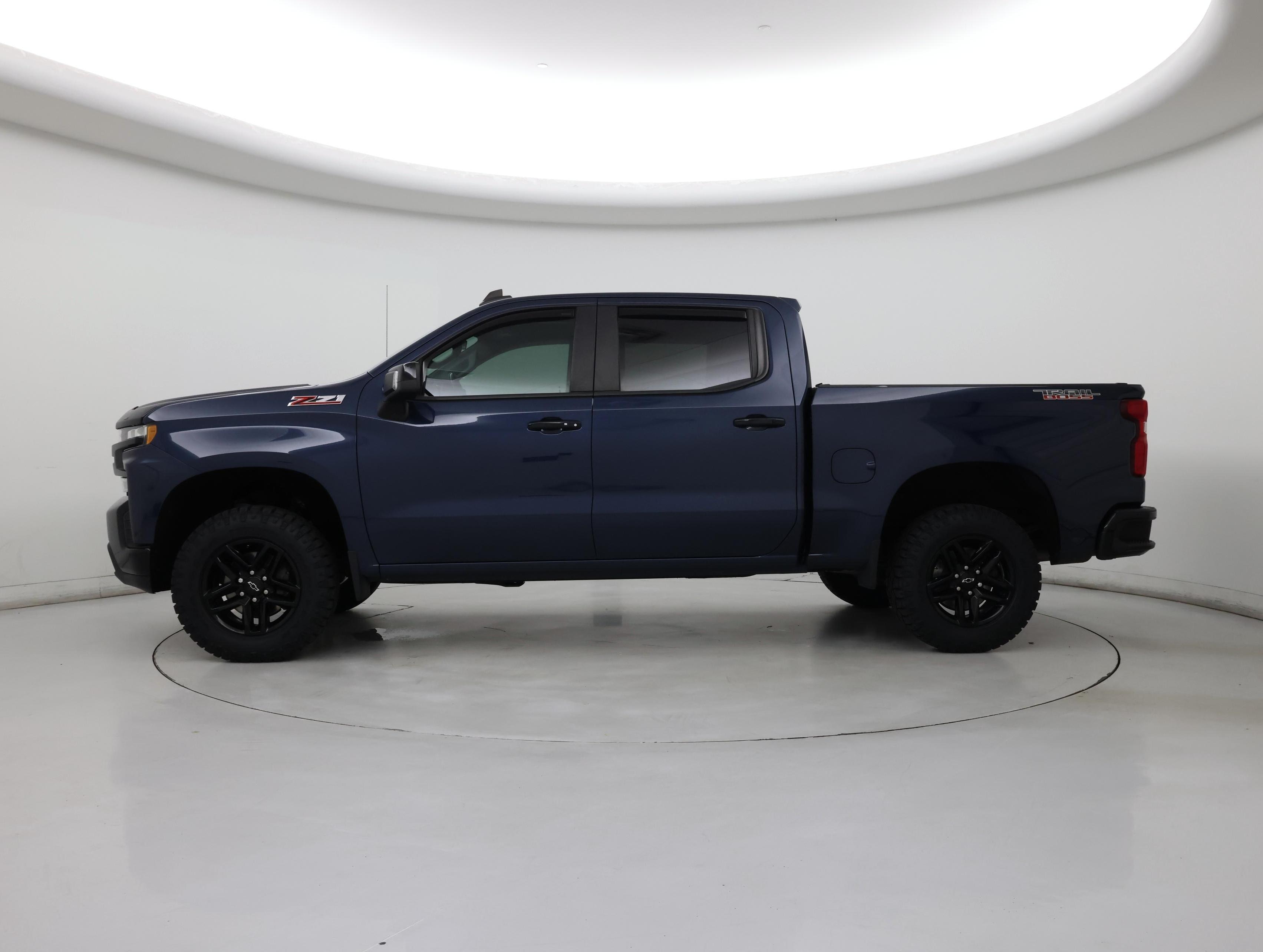 Thumbnail: 2021 Chevrolet Silverado 1500 - 3