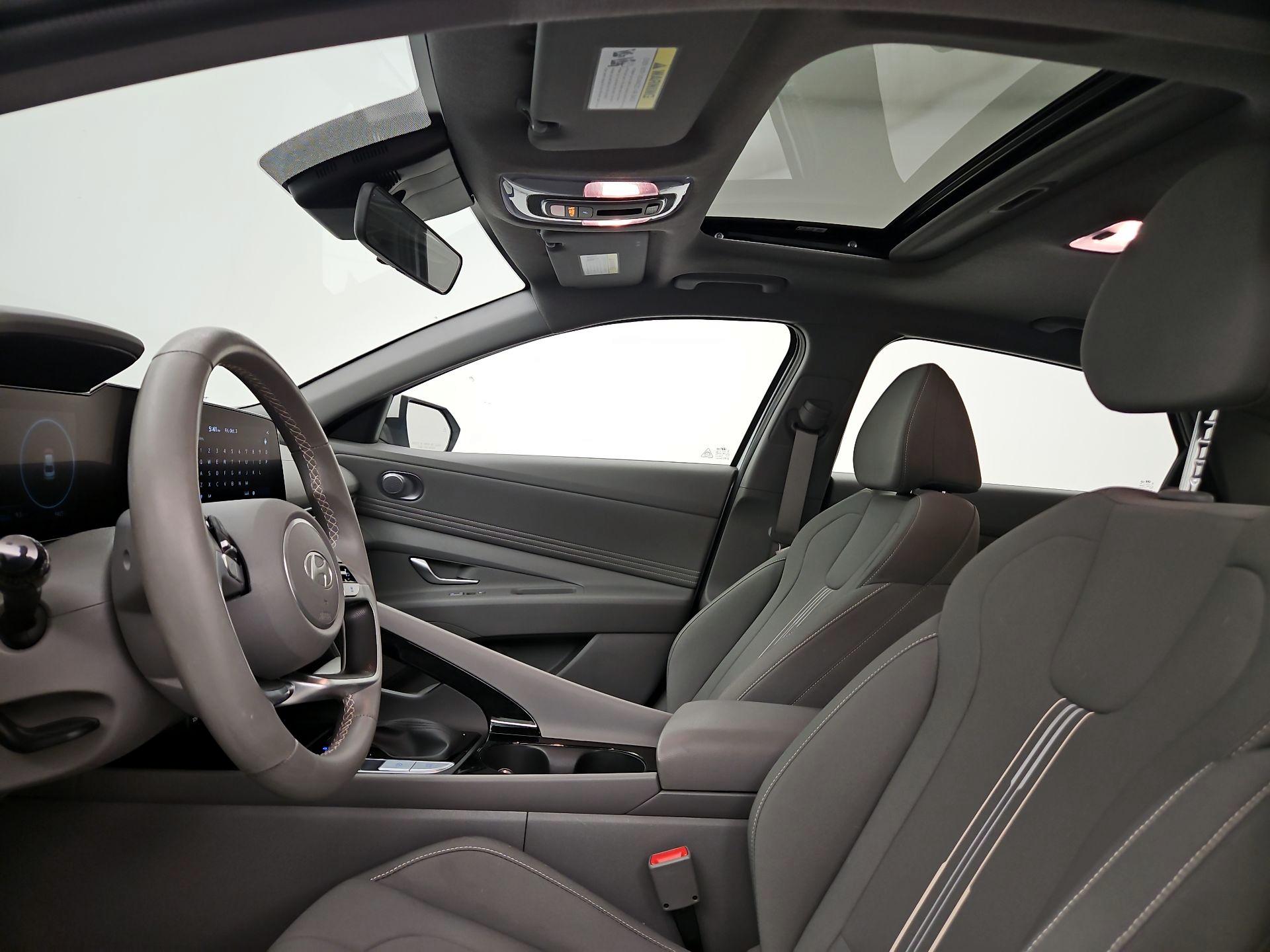 Thumbnail: 2024 Hyundai Elantra - 20
