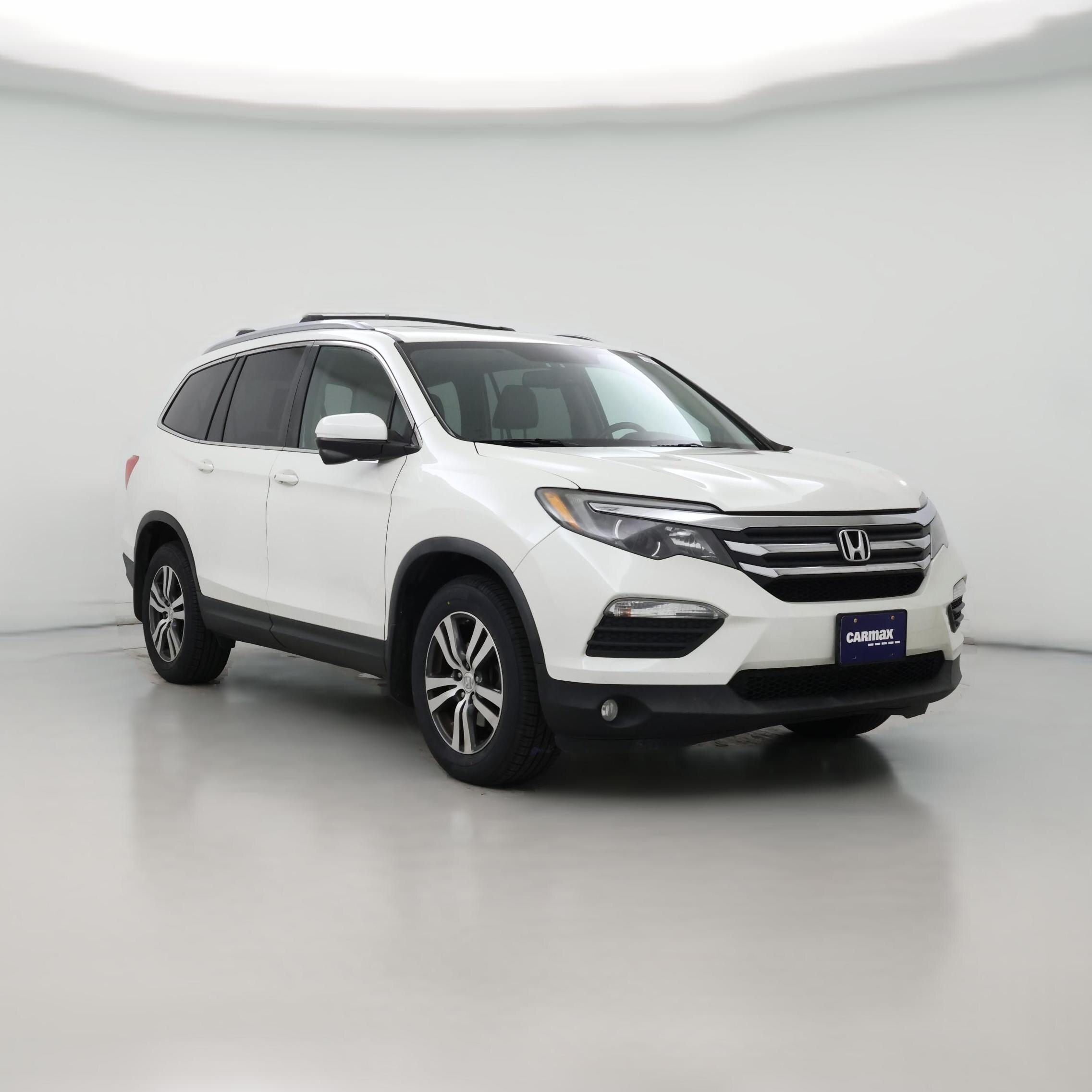 Thumbnail: 2017 Honda Pilot - 1