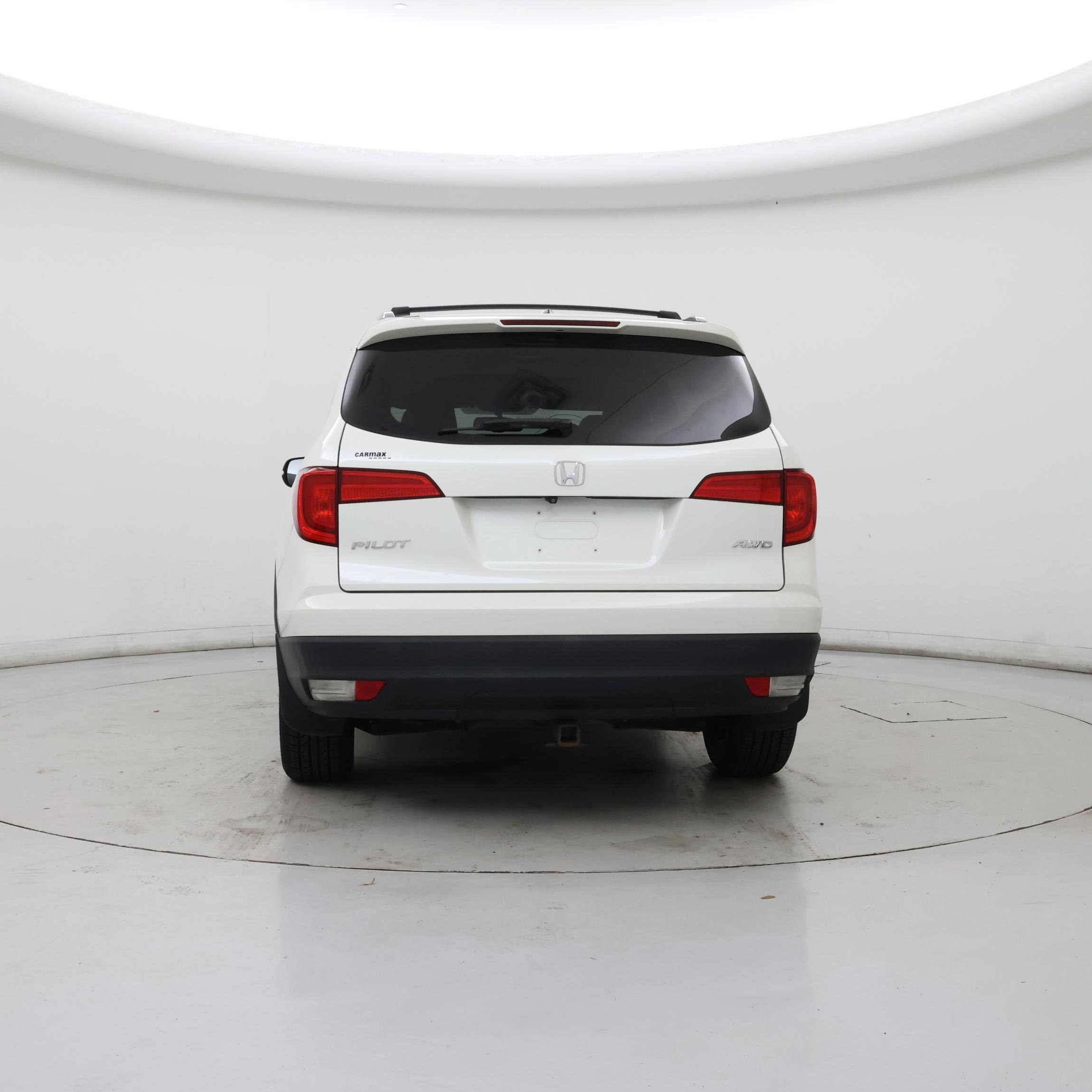 Thumbnail: 2017 Honda Pilot - 6