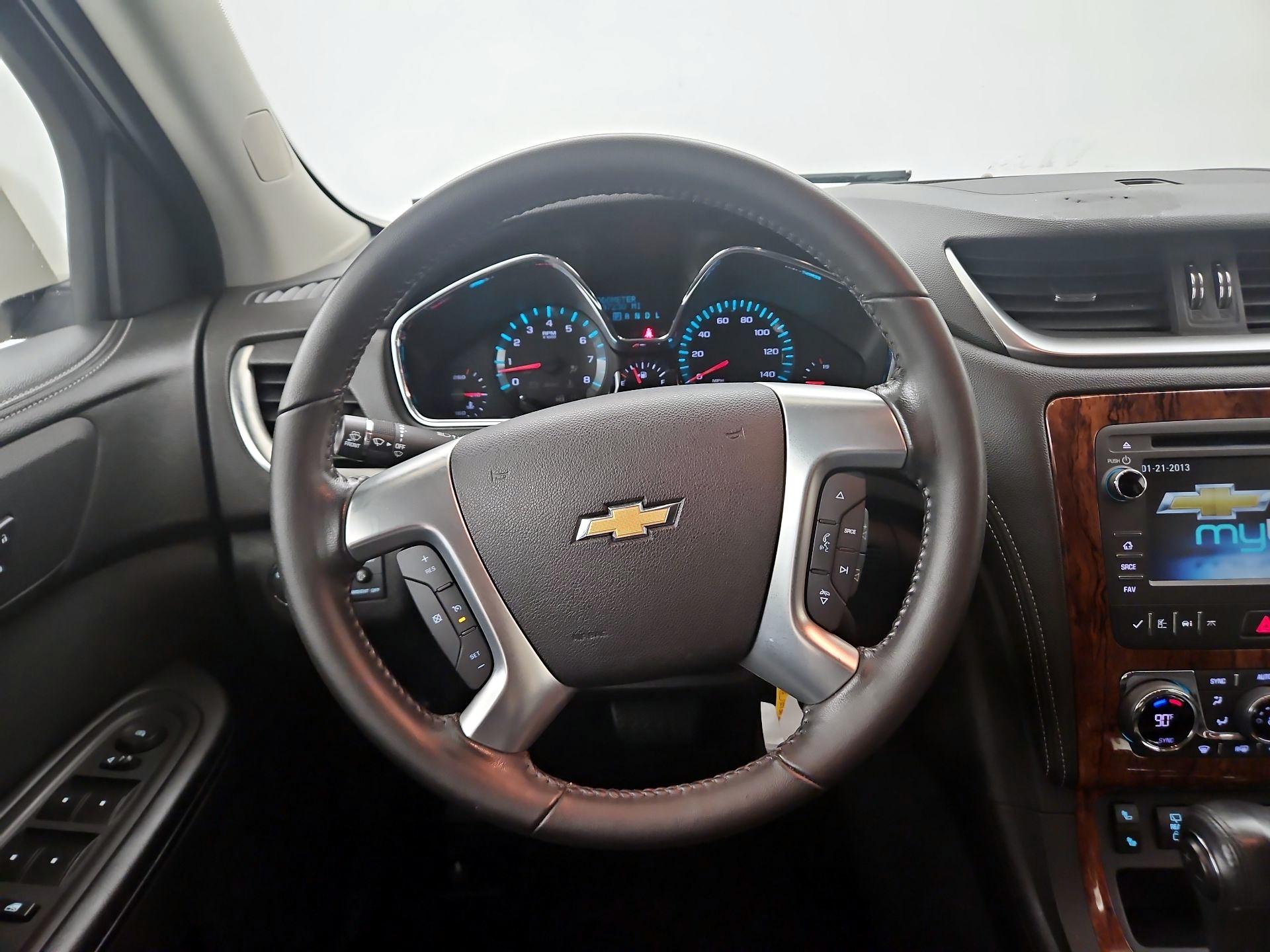 Thumbnail: 2014 Chevrolet Traverse - 10