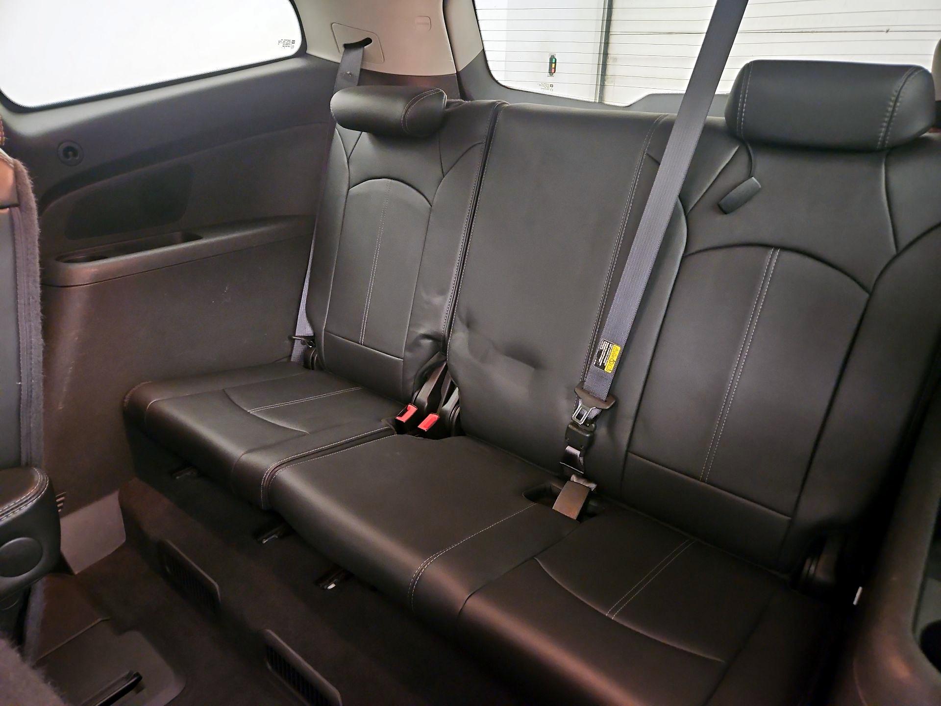 Thumbnail: 2014 Chevrolet Traverse - 20