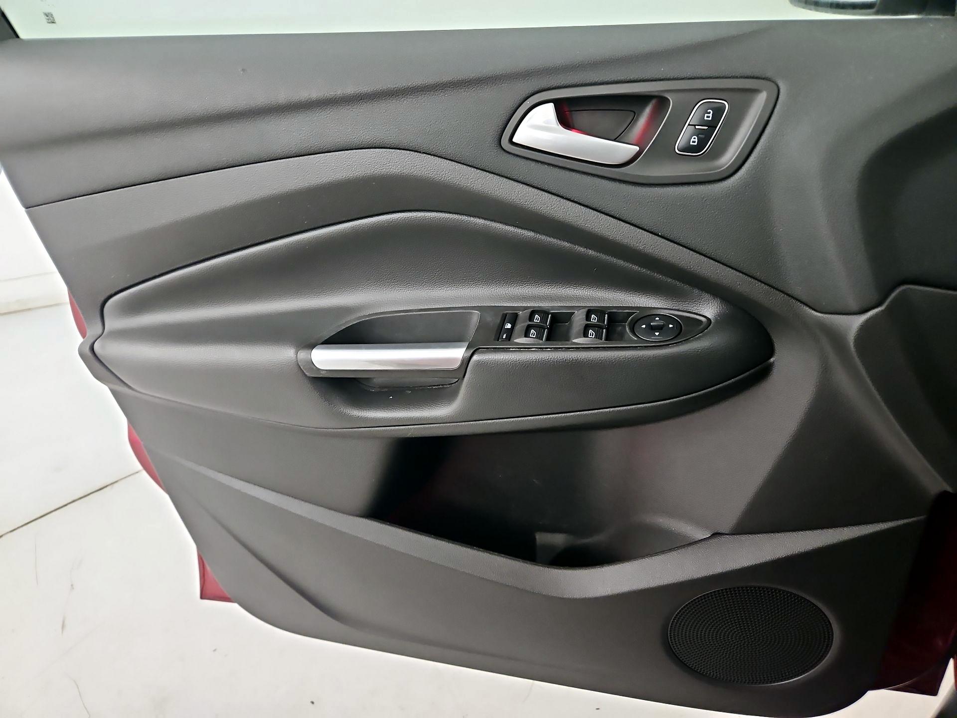 Thumbnail: 2017 Ford C-Max - 12