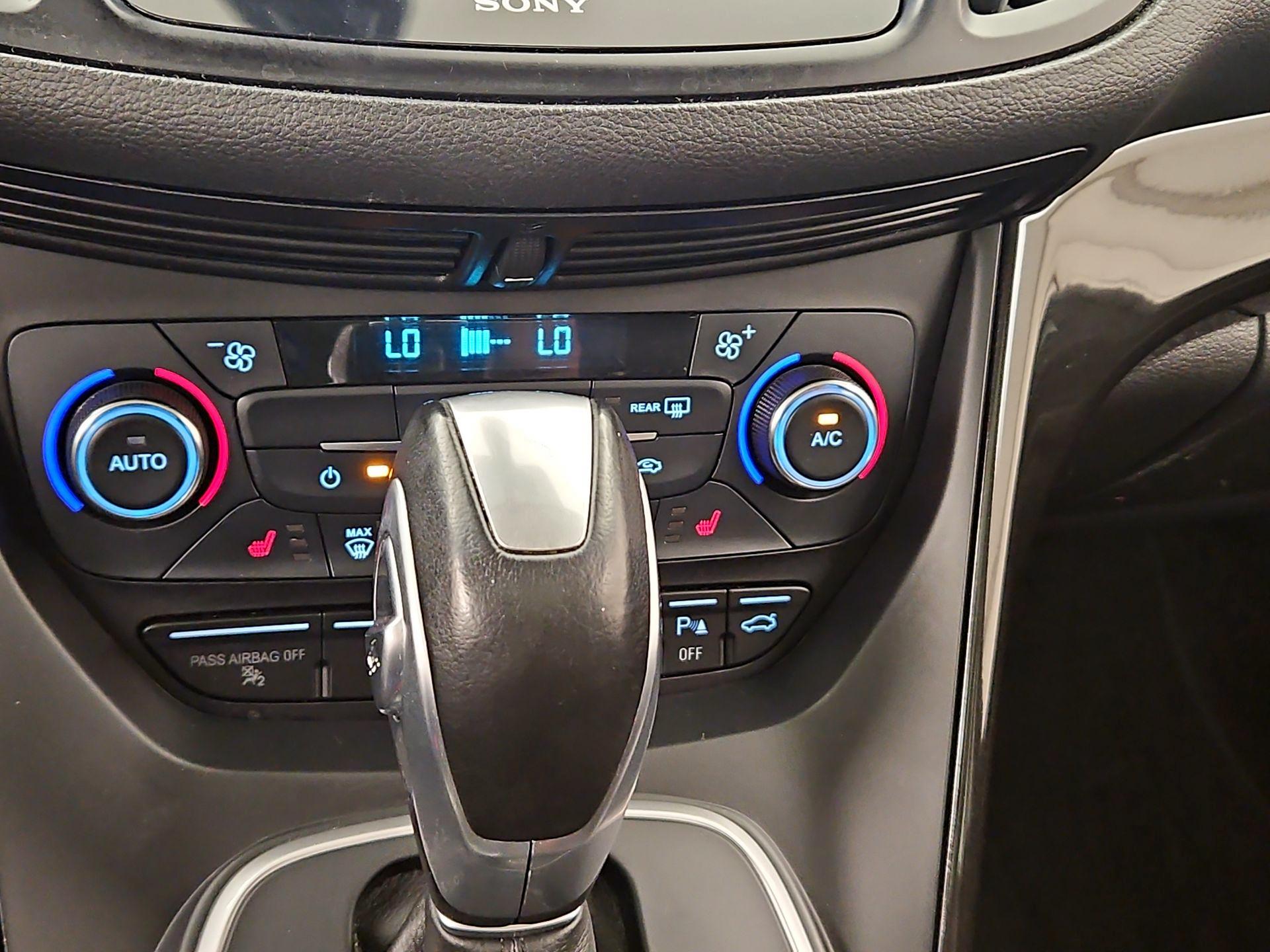 Thumbnail: 2017 Ford C-Max - 17