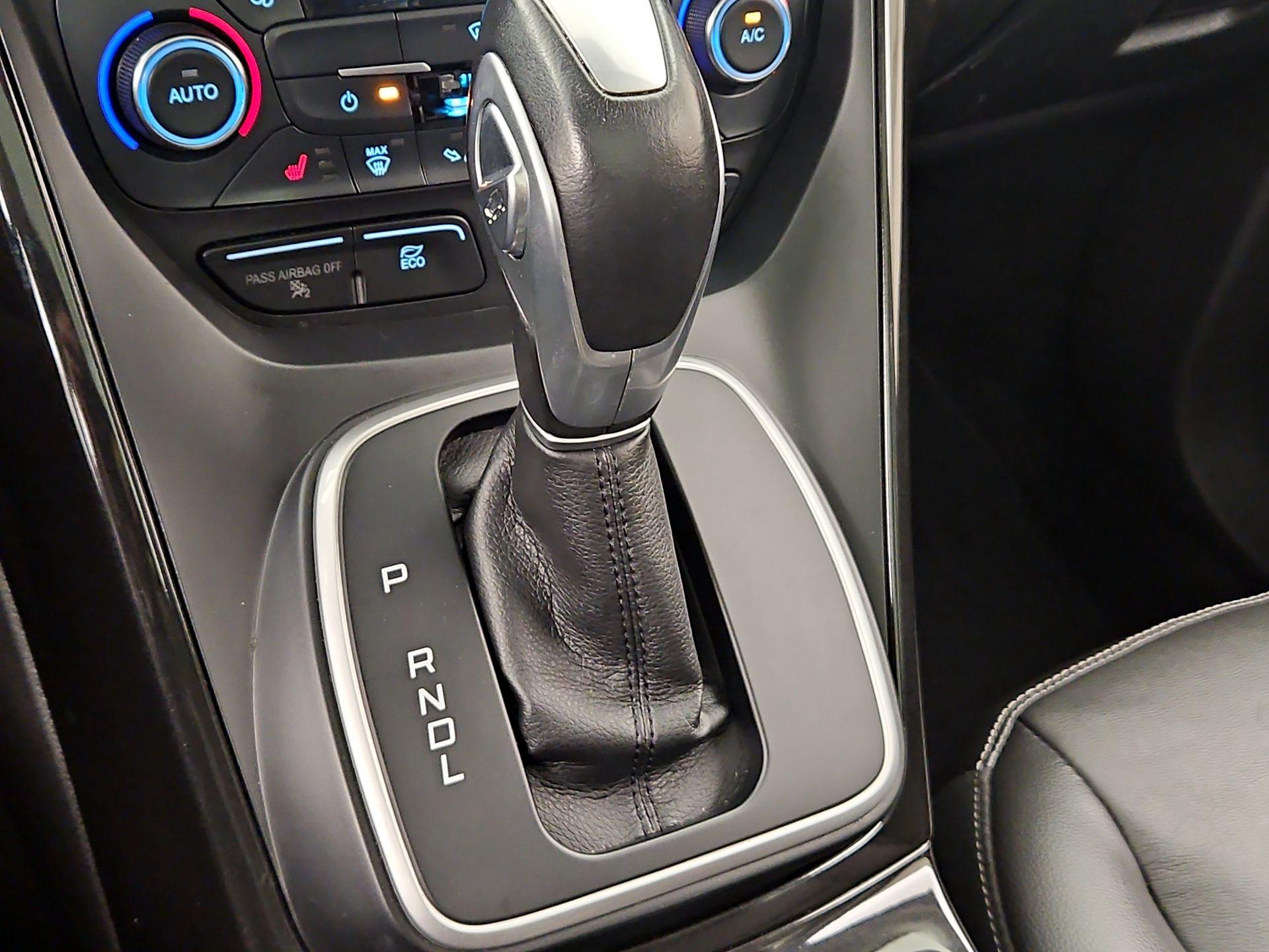 Thumbnail: 2017 Ford C-Max - 18