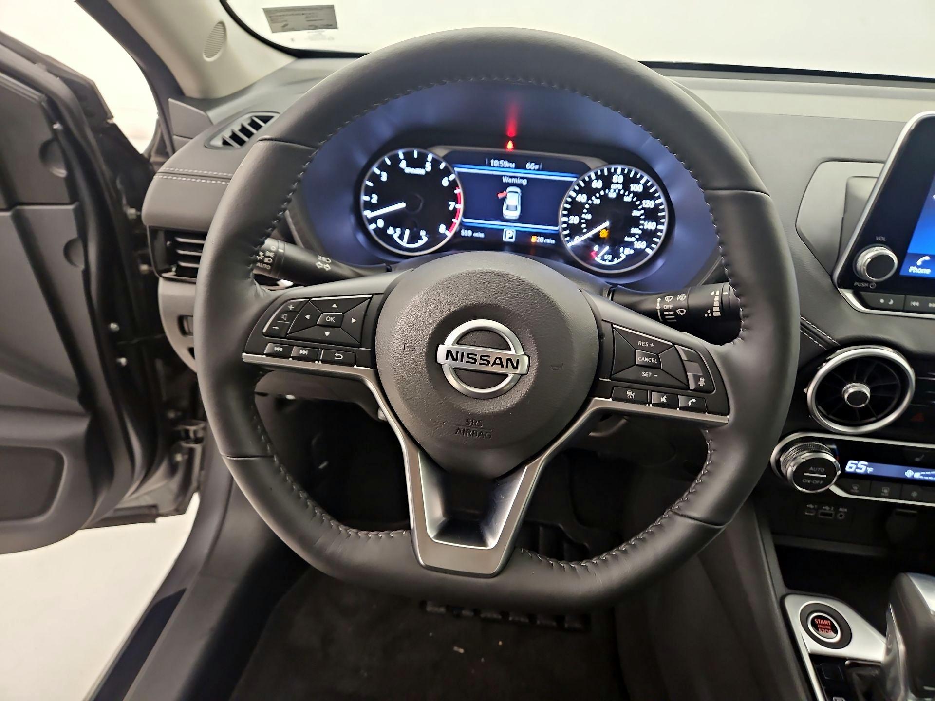 Thumbnail: 2022 Nissan Sentra - 10