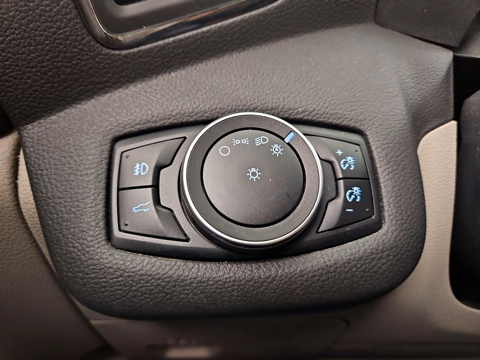 Thumbnail: 2017 Ford Escape - 13