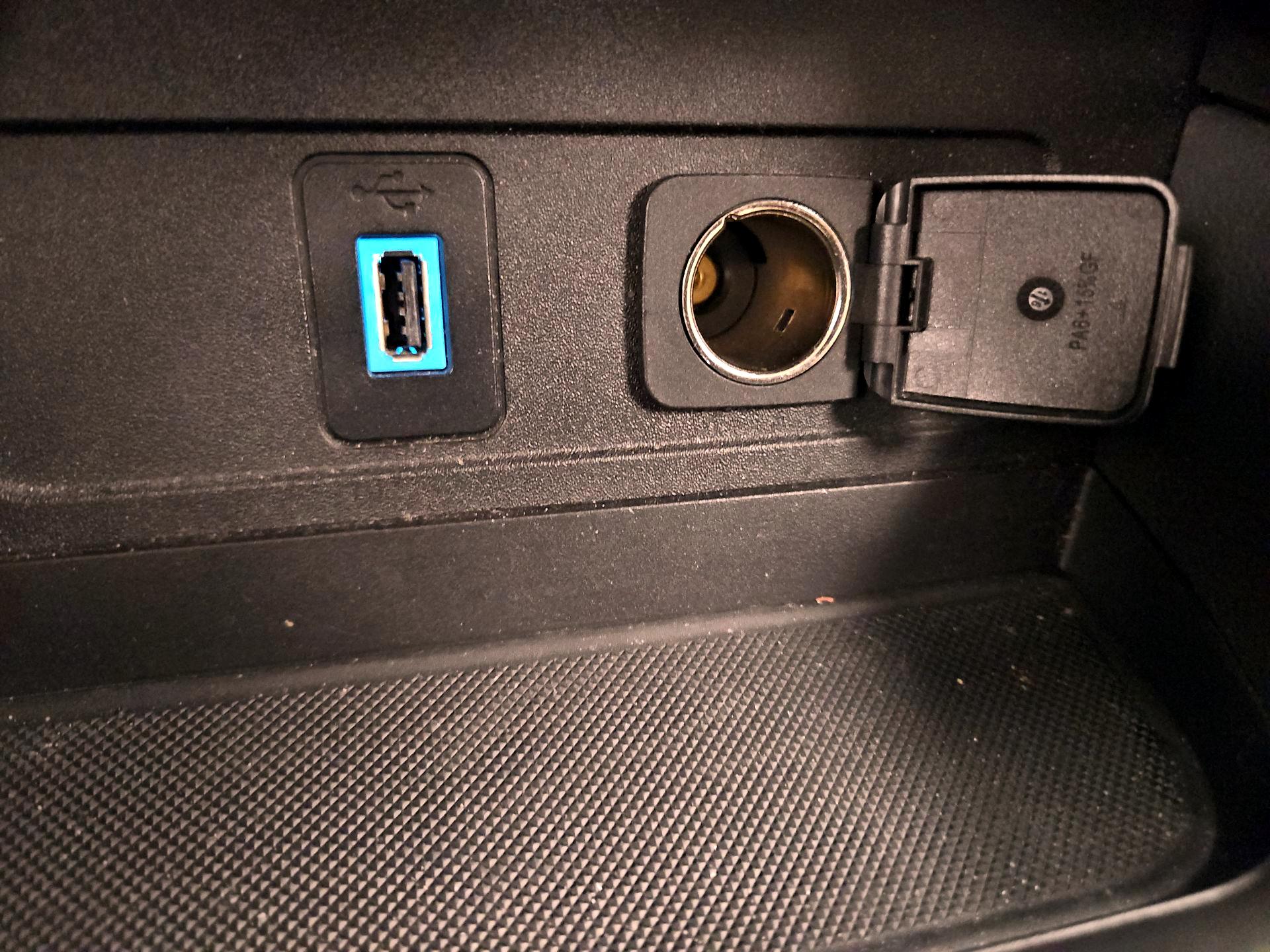 Thumbnail: 2017 Ford Escape - 19