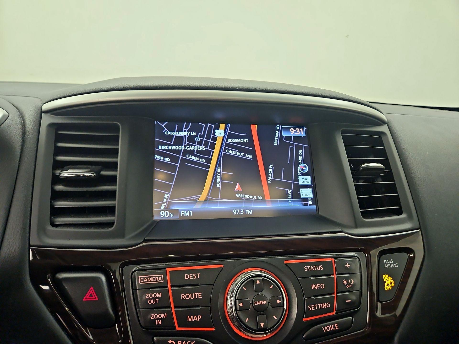 Thumbnail: 2015 Nissan Pathfinder - 14