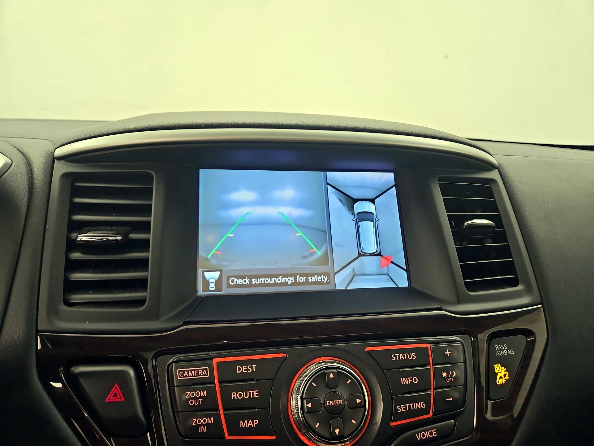 Thumbnail: 2015 Nissan Pathfinder - 15