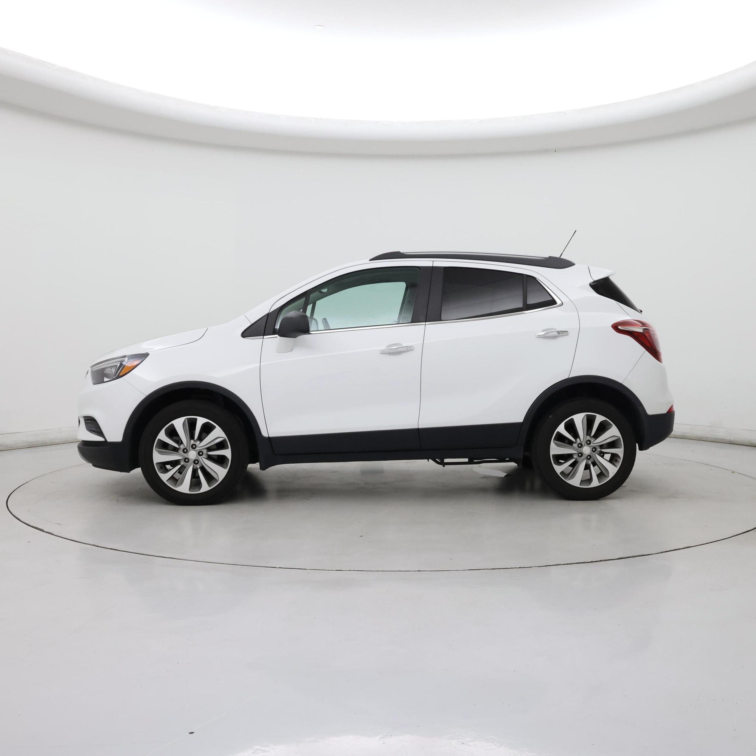 Thumbnail: 2020 Buick Encore - 3