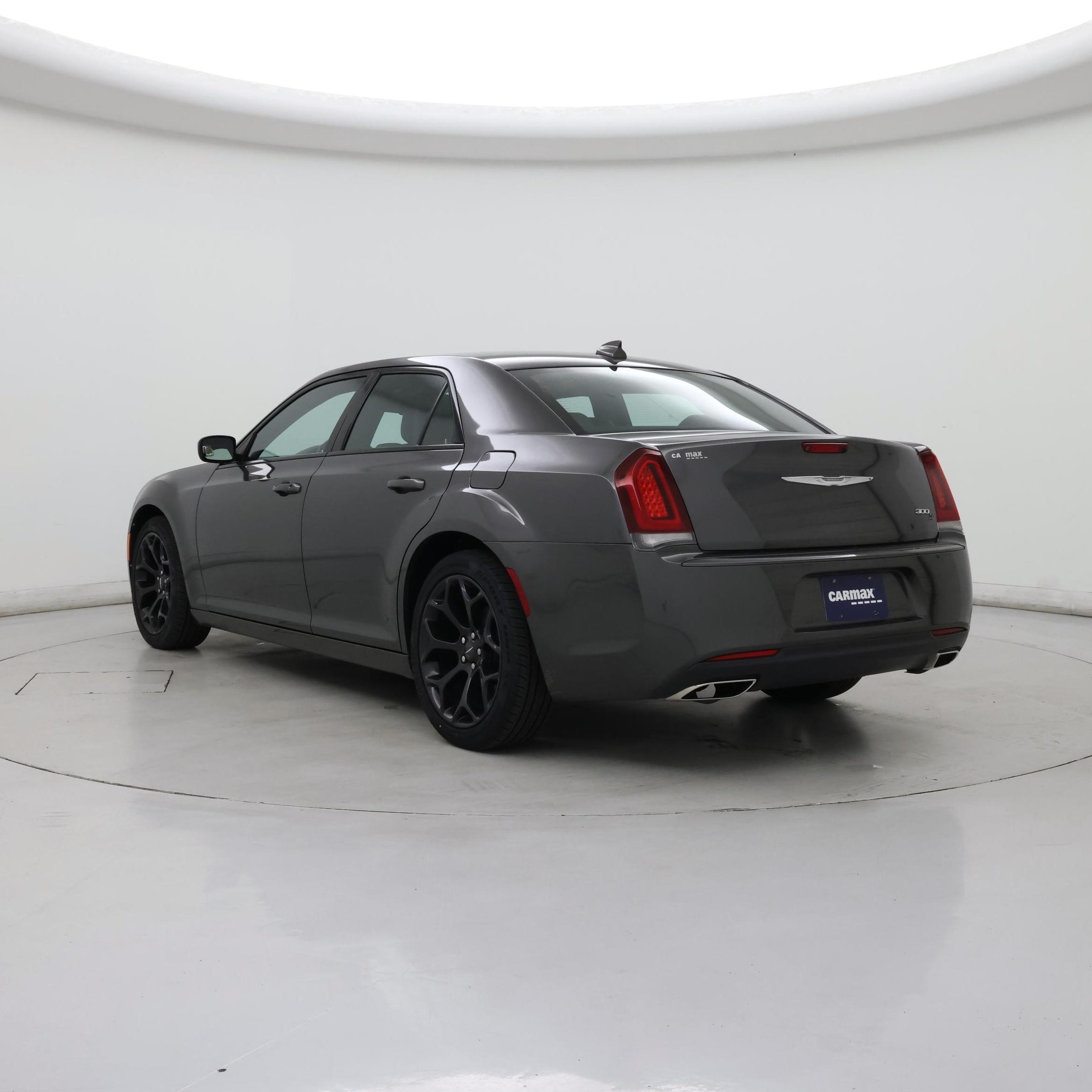 Thumbnail: 2019 Chrysler 300 - 2