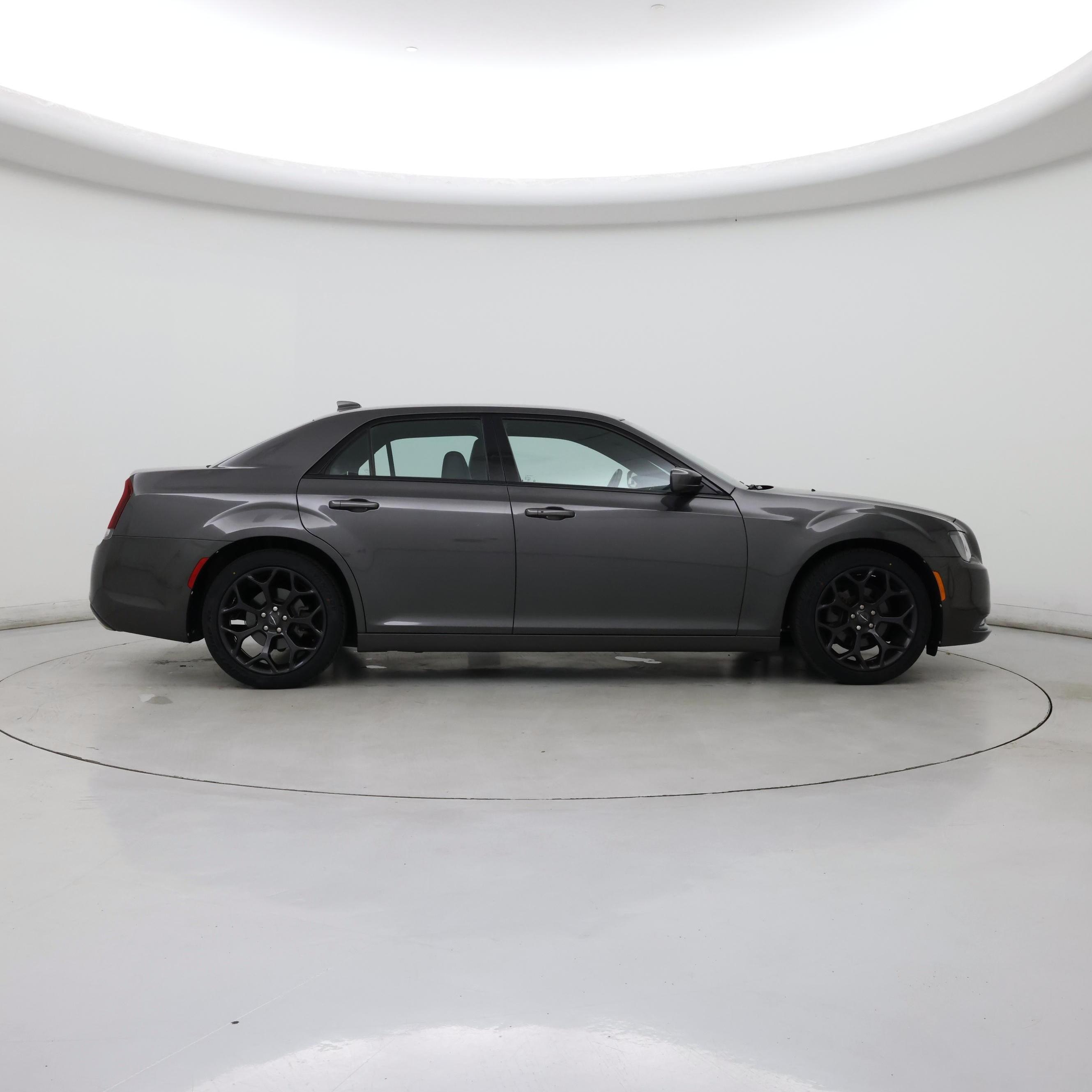 Thumbnail: 2019 Chrysler 300 - 7