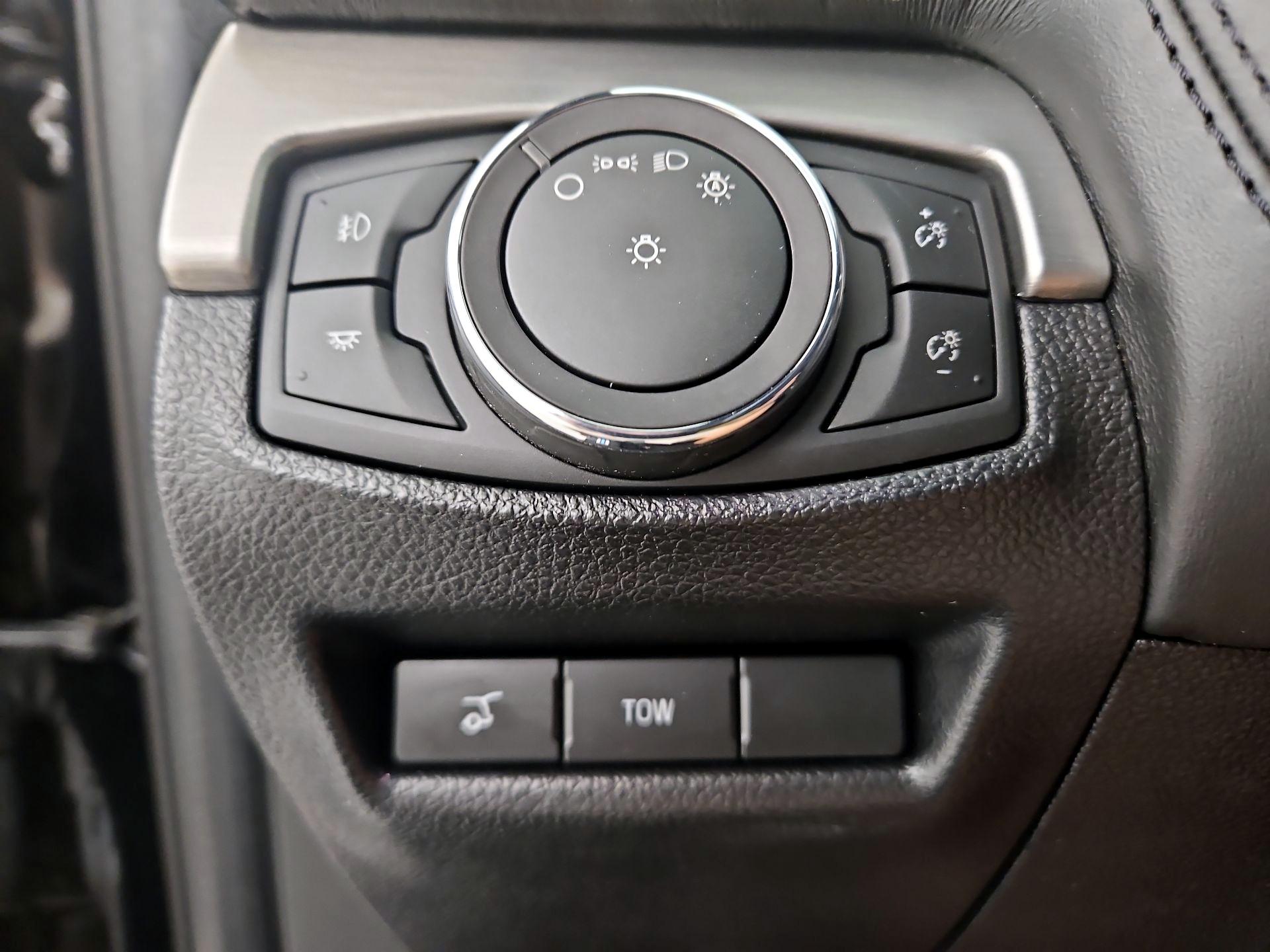 Thumbnail: 2018 Ford Explorer - 13