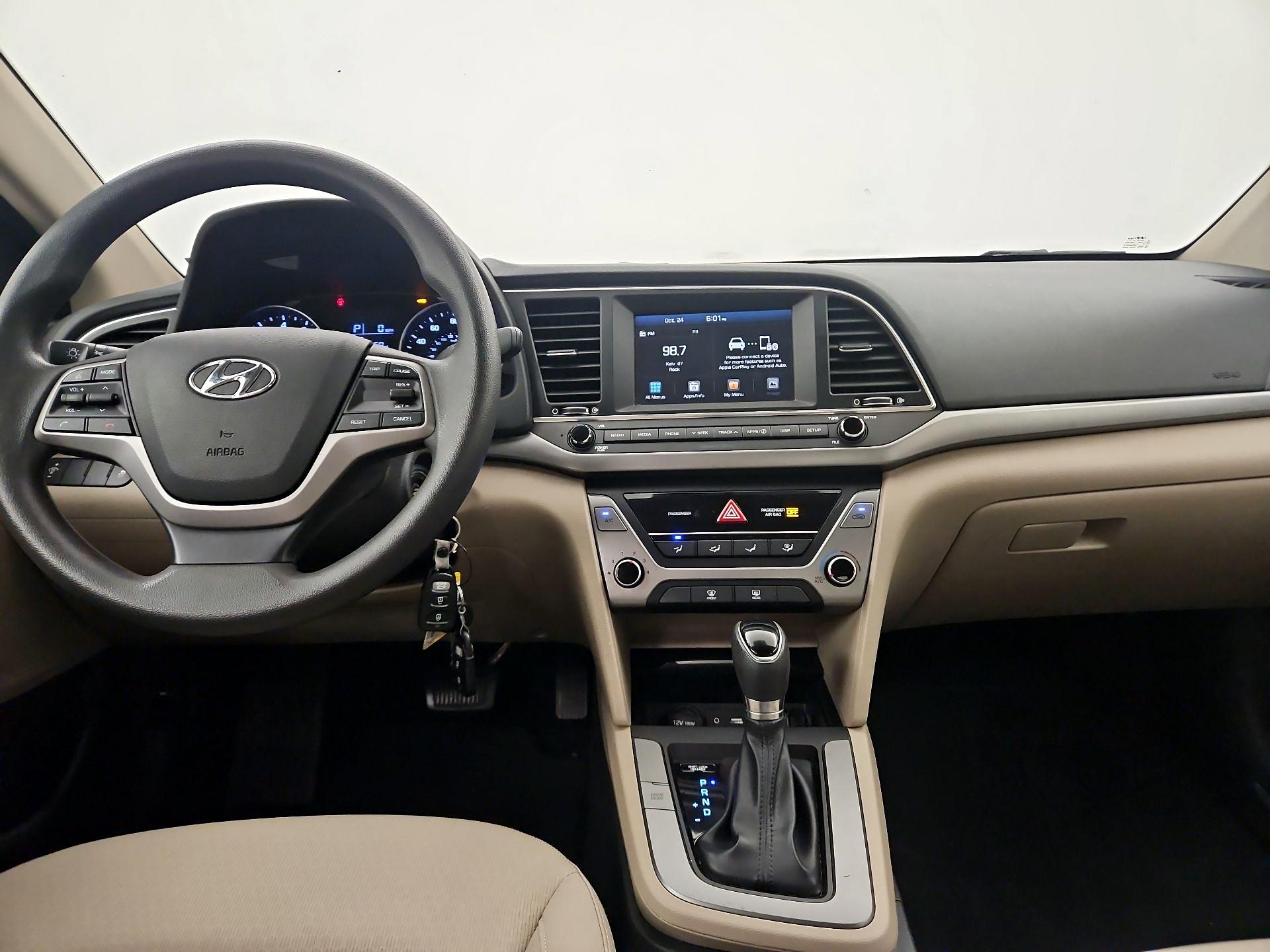 Thumbnail: 2017 Hyundai Elantra - 9