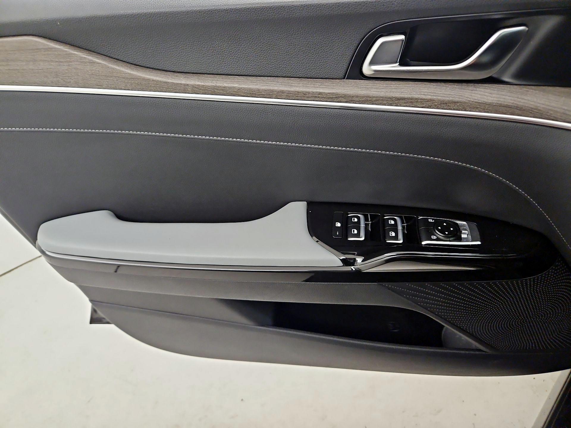 Thumbnail: 2021 Kia K5 - 12